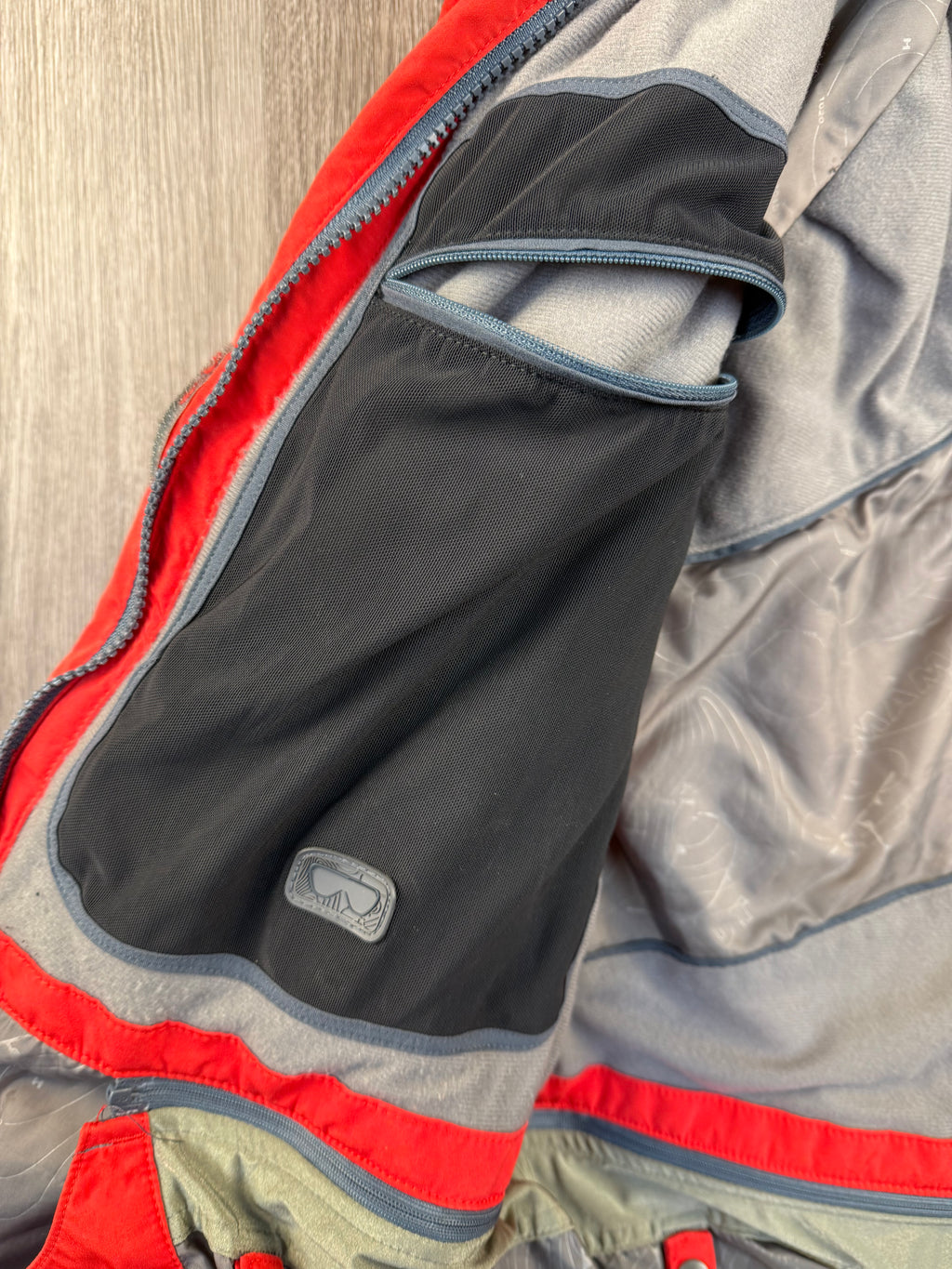 Mammut Drytech Ski Jacket – Men's Size Unknown (See Measurements)