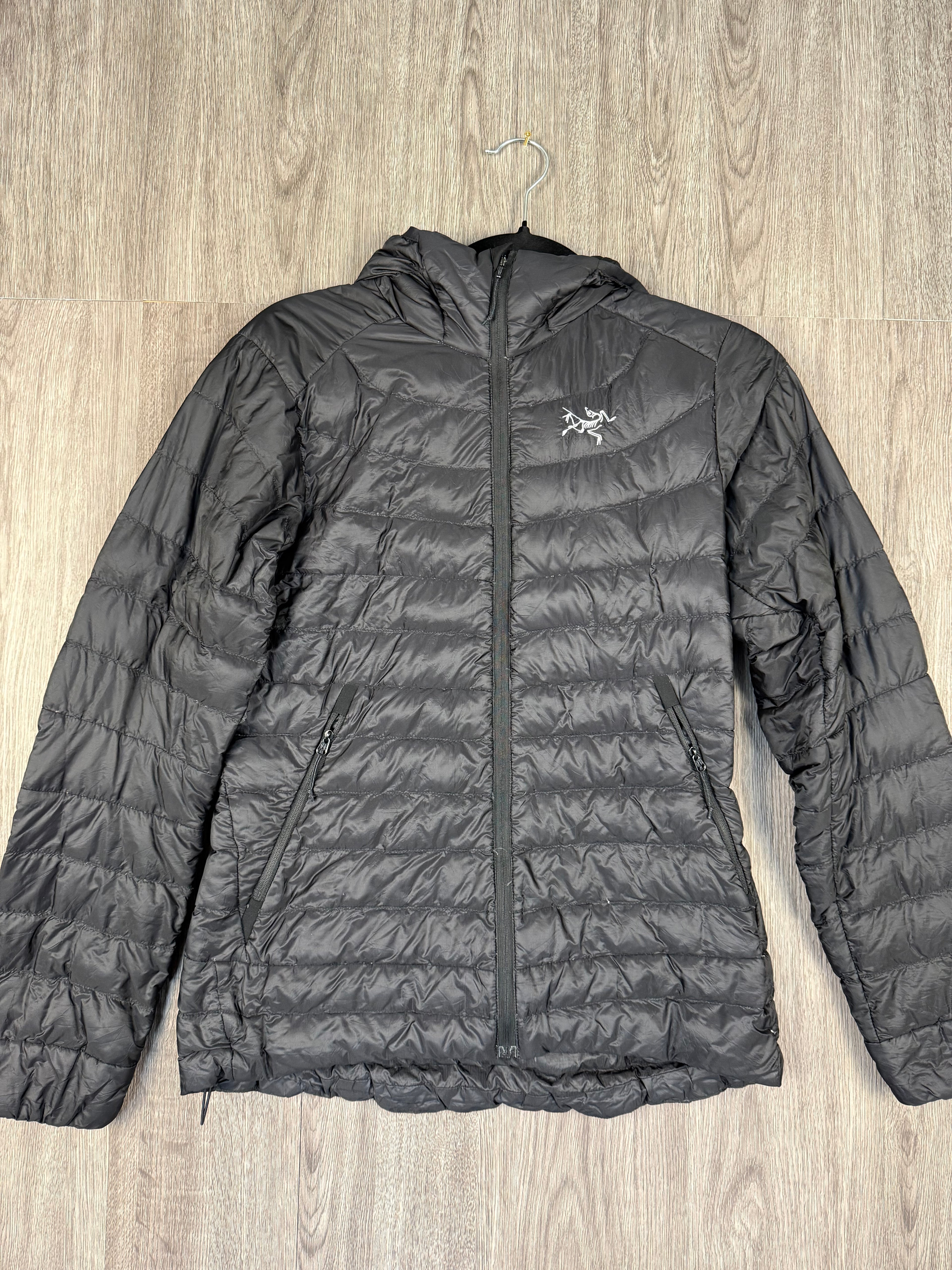 Women’s arcteryx down puffer - small