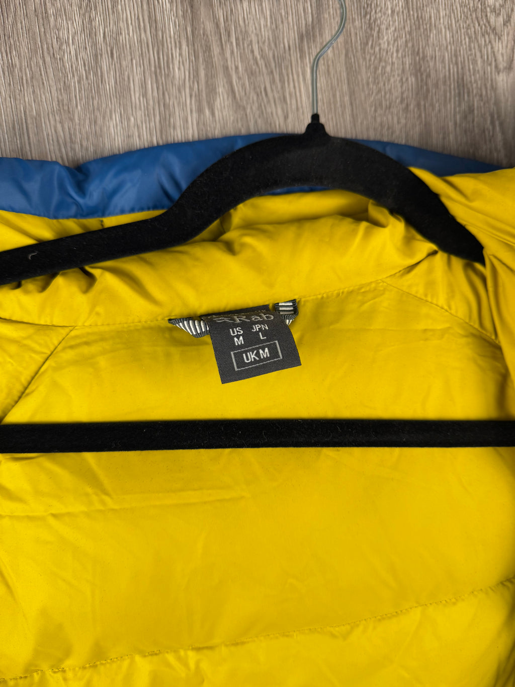 Men’s Rab asylum down jacket - medium