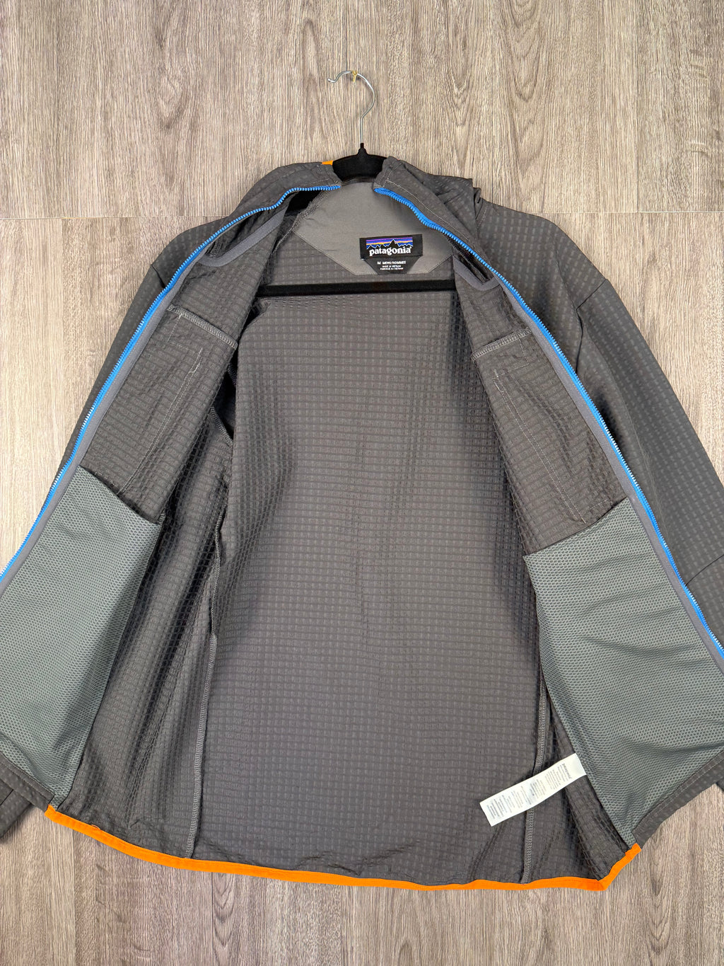 Men’s Patagonia technical fleece - large