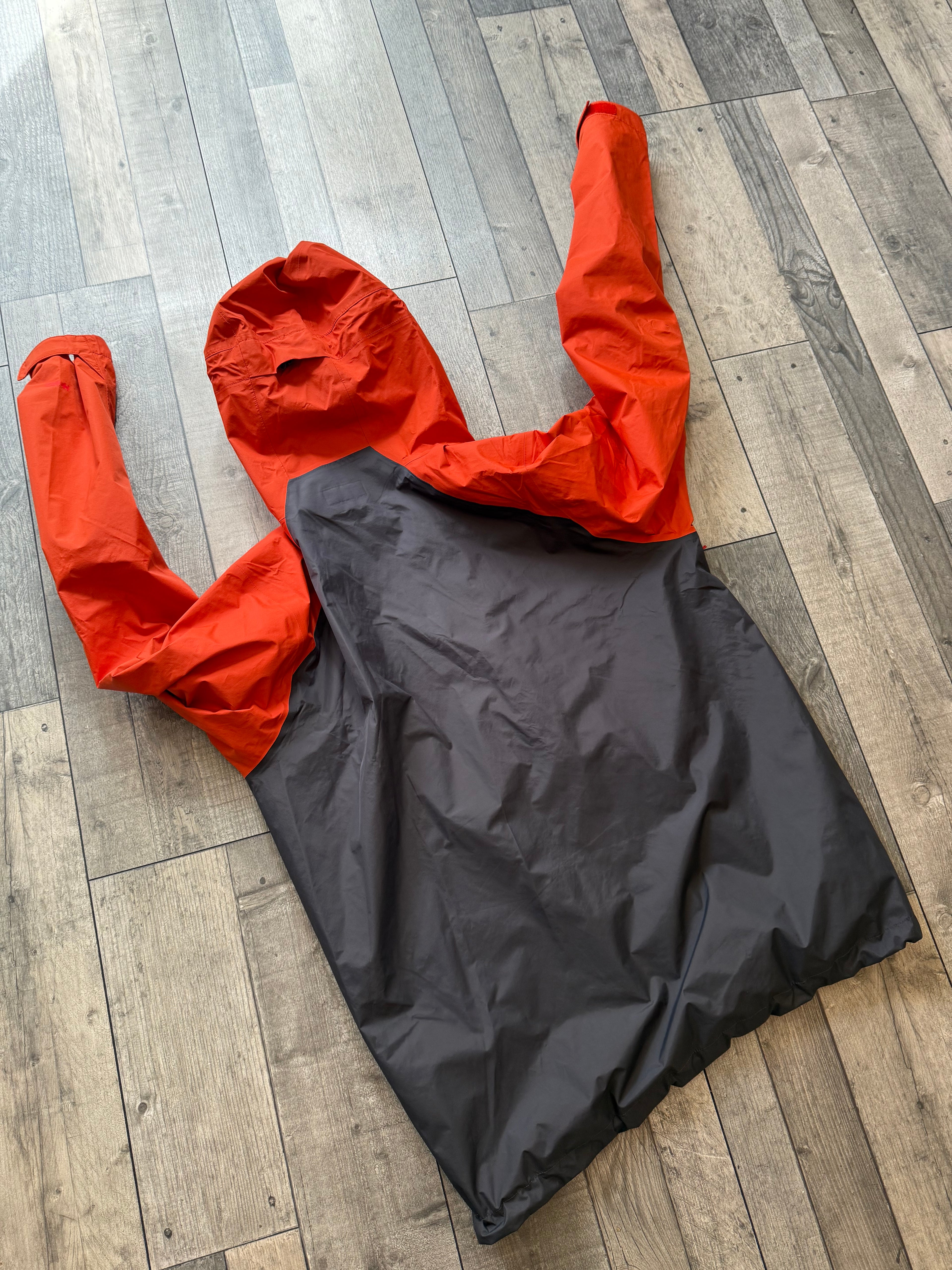 Patagonia torrentshell h2no