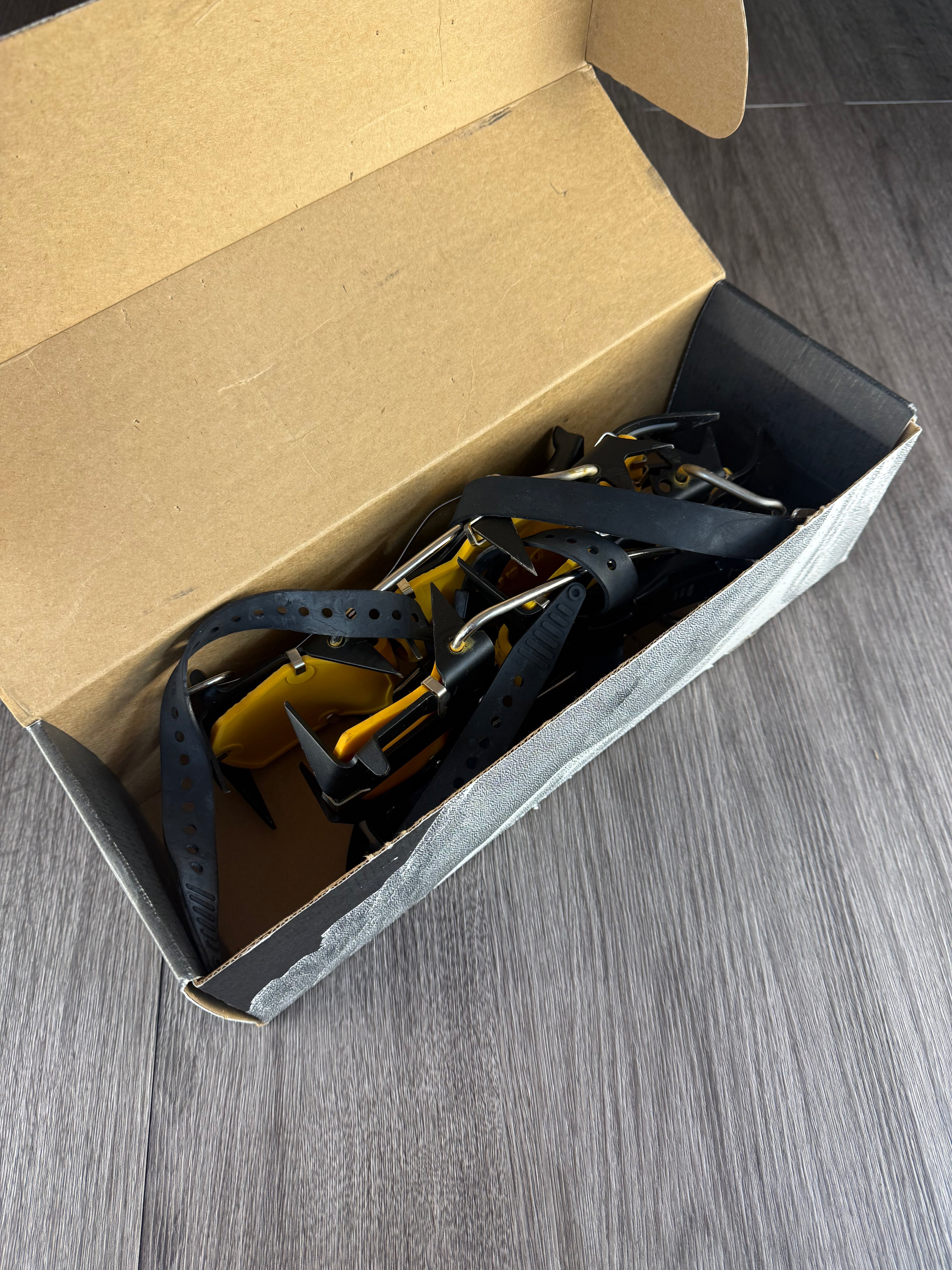 Black diamond sabretooth crampons