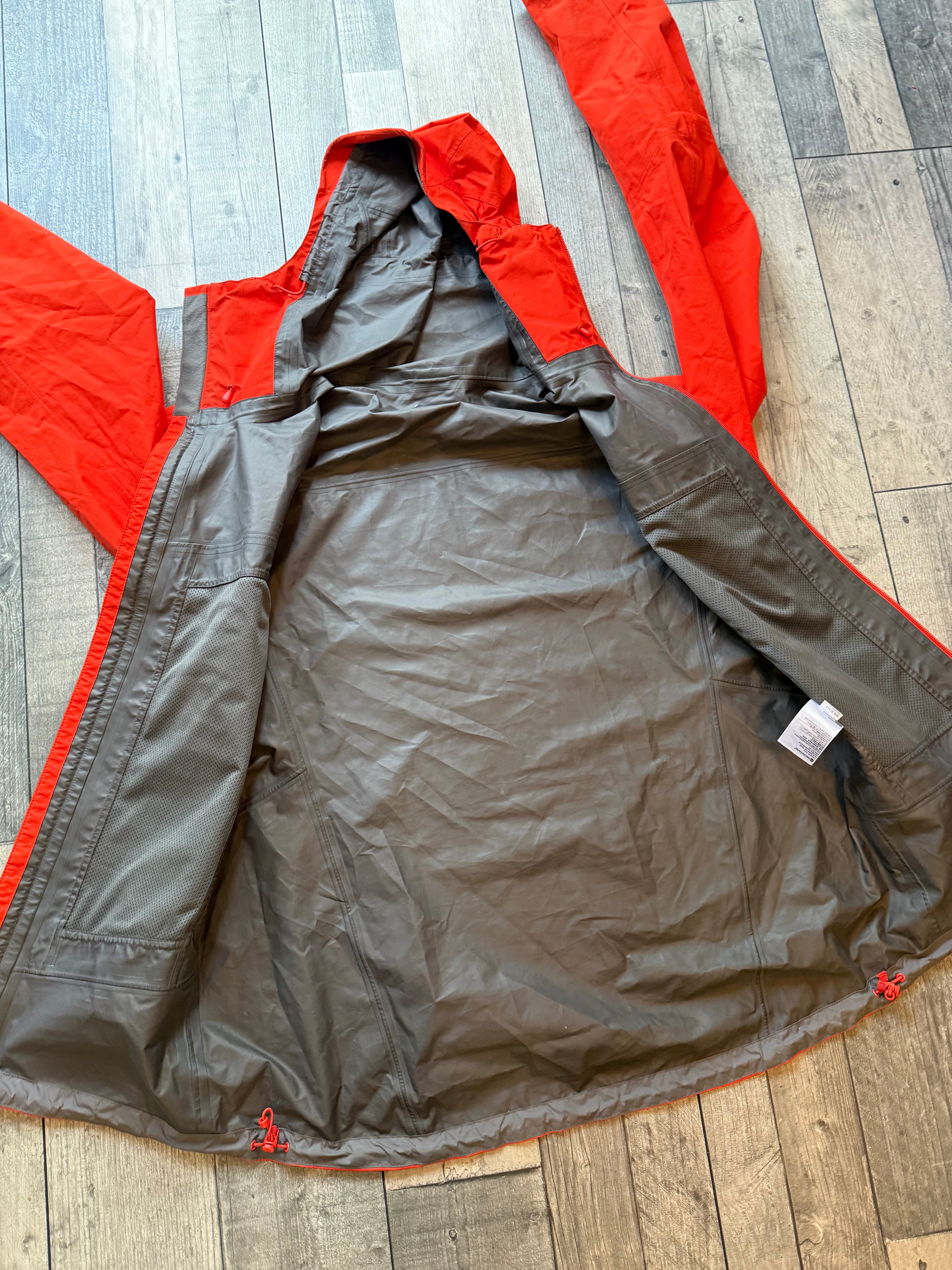Montane goretex coat