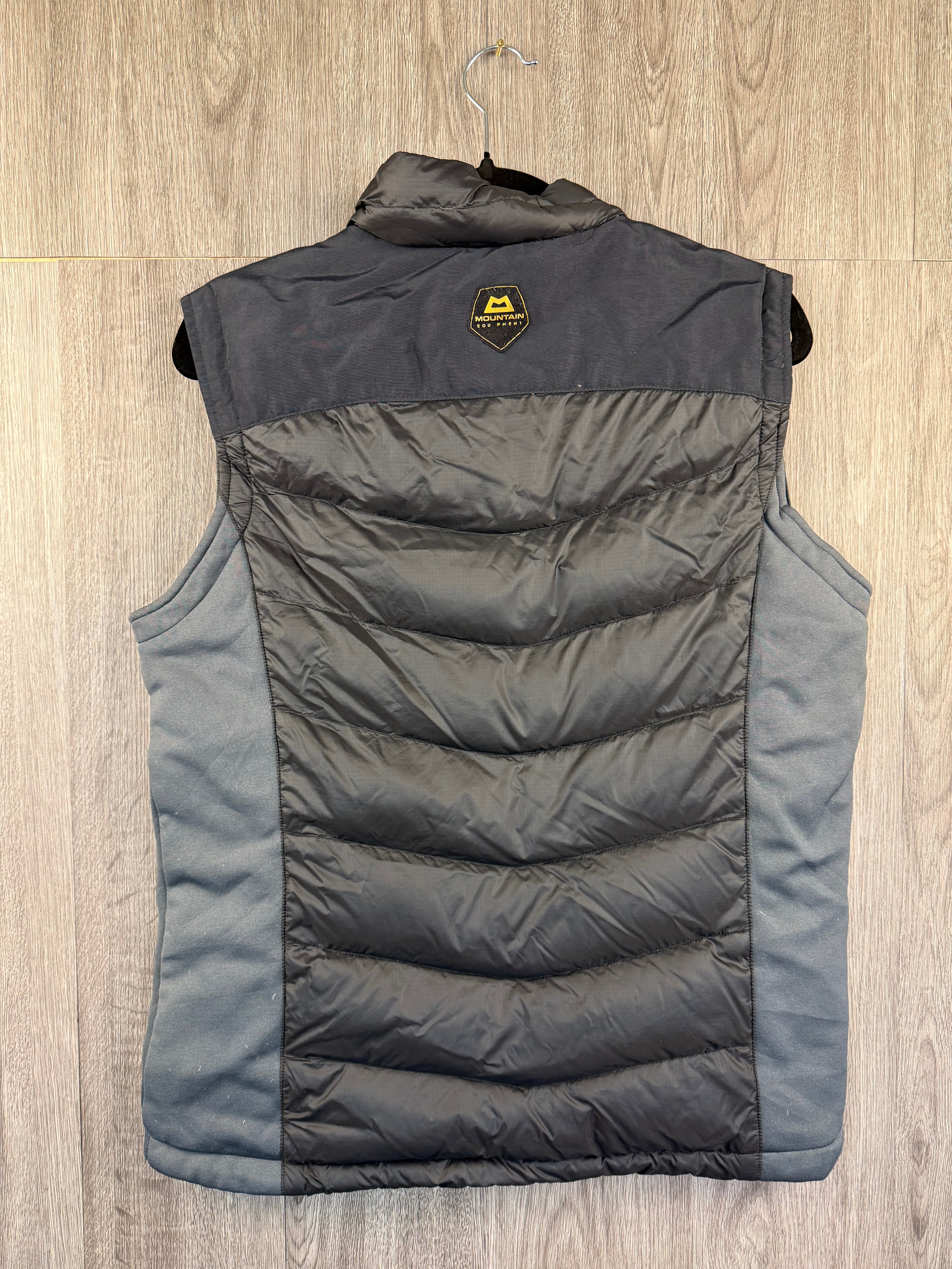 Mountain Equipment Insulated Gilet / Bodywarmer – Men’s – Black