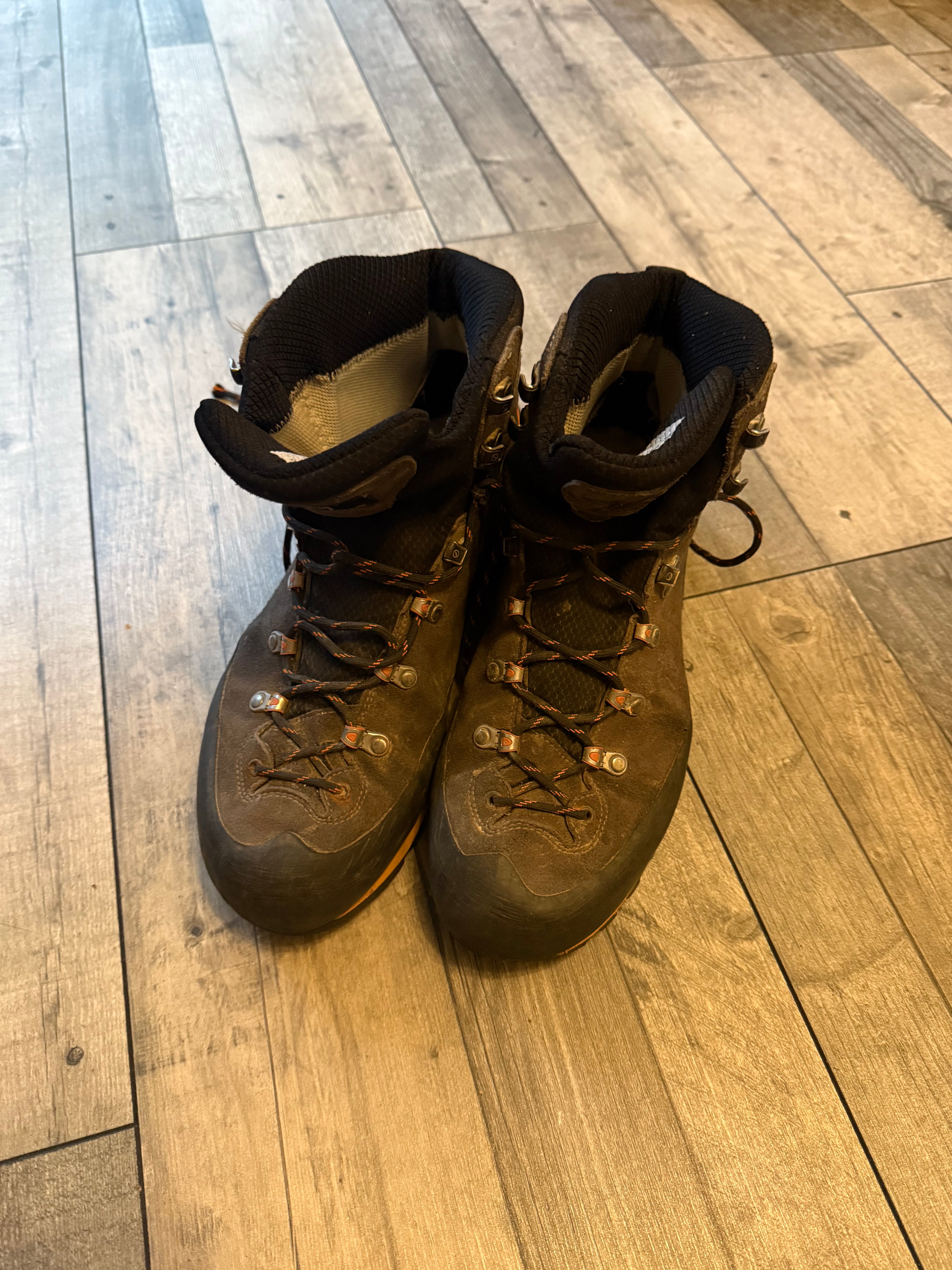 Scarpa marmolada pro boots