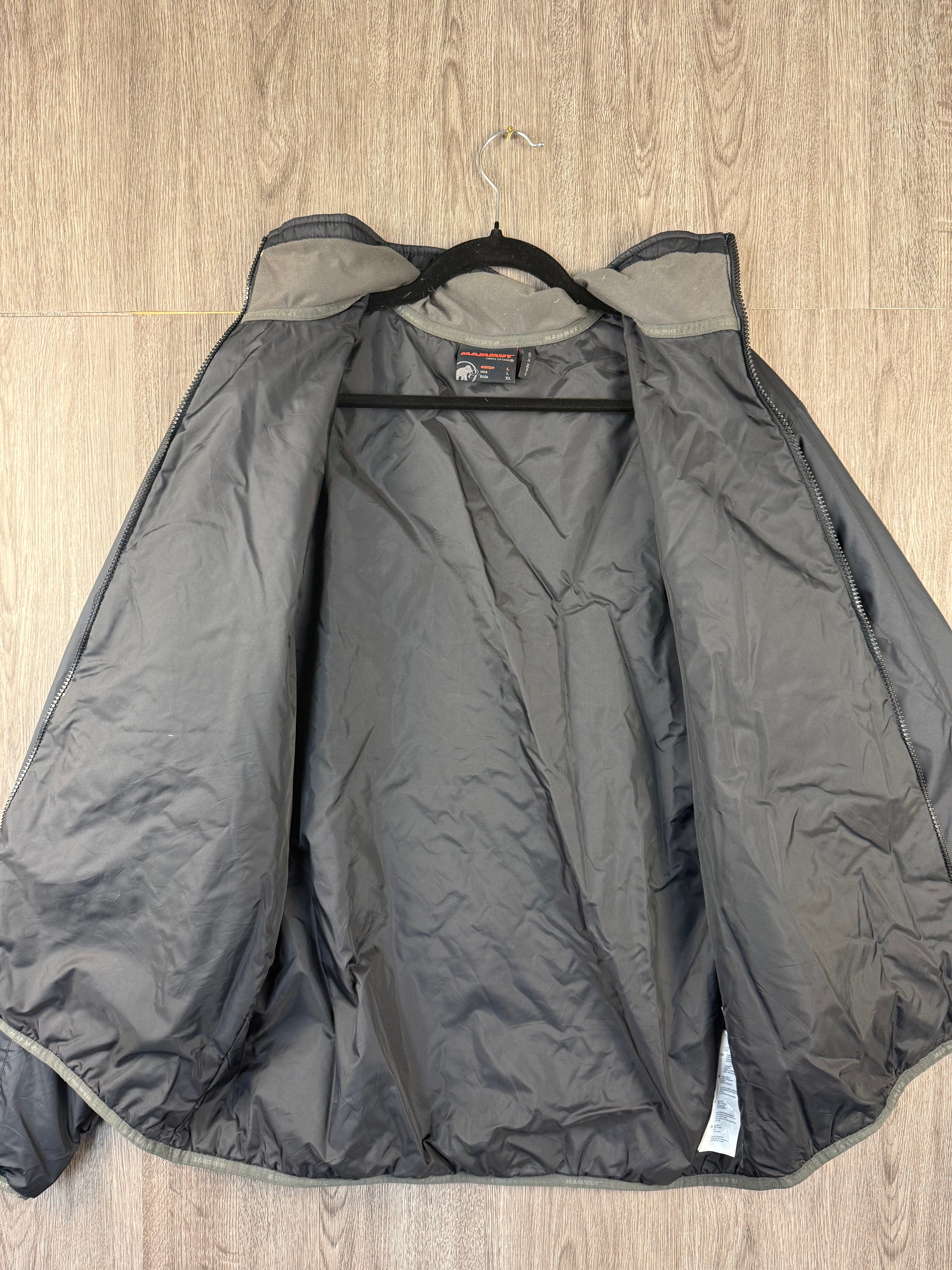 Men’s Mammut synthetic jacket - large