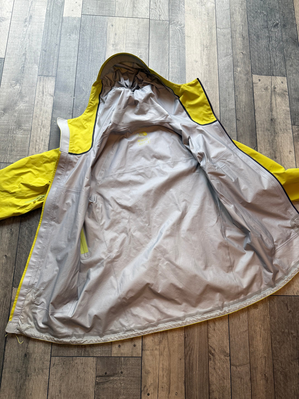 The North Face summit series L5 goretex pro