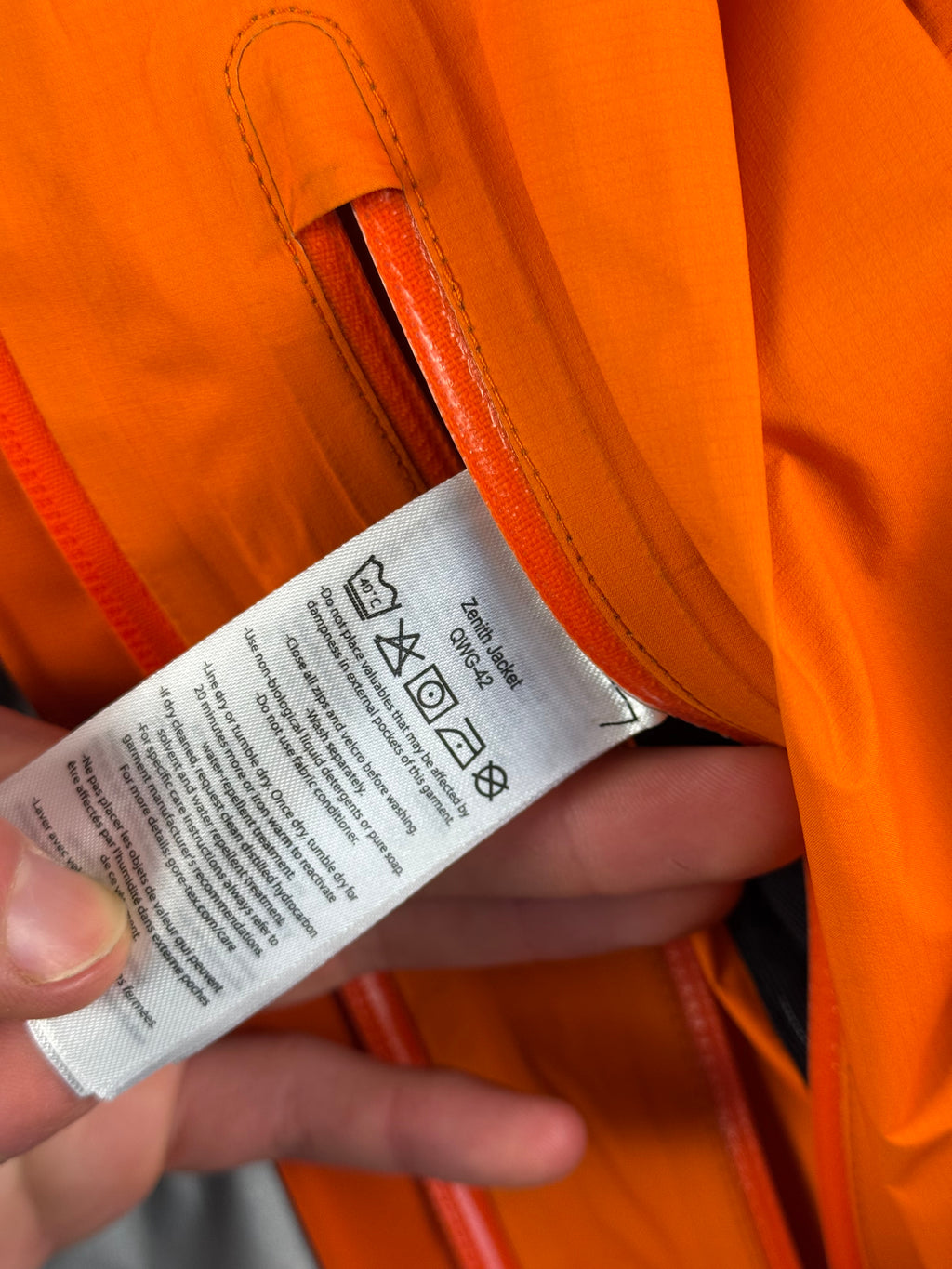 Men’s Rab zenith goretex hard shell - small