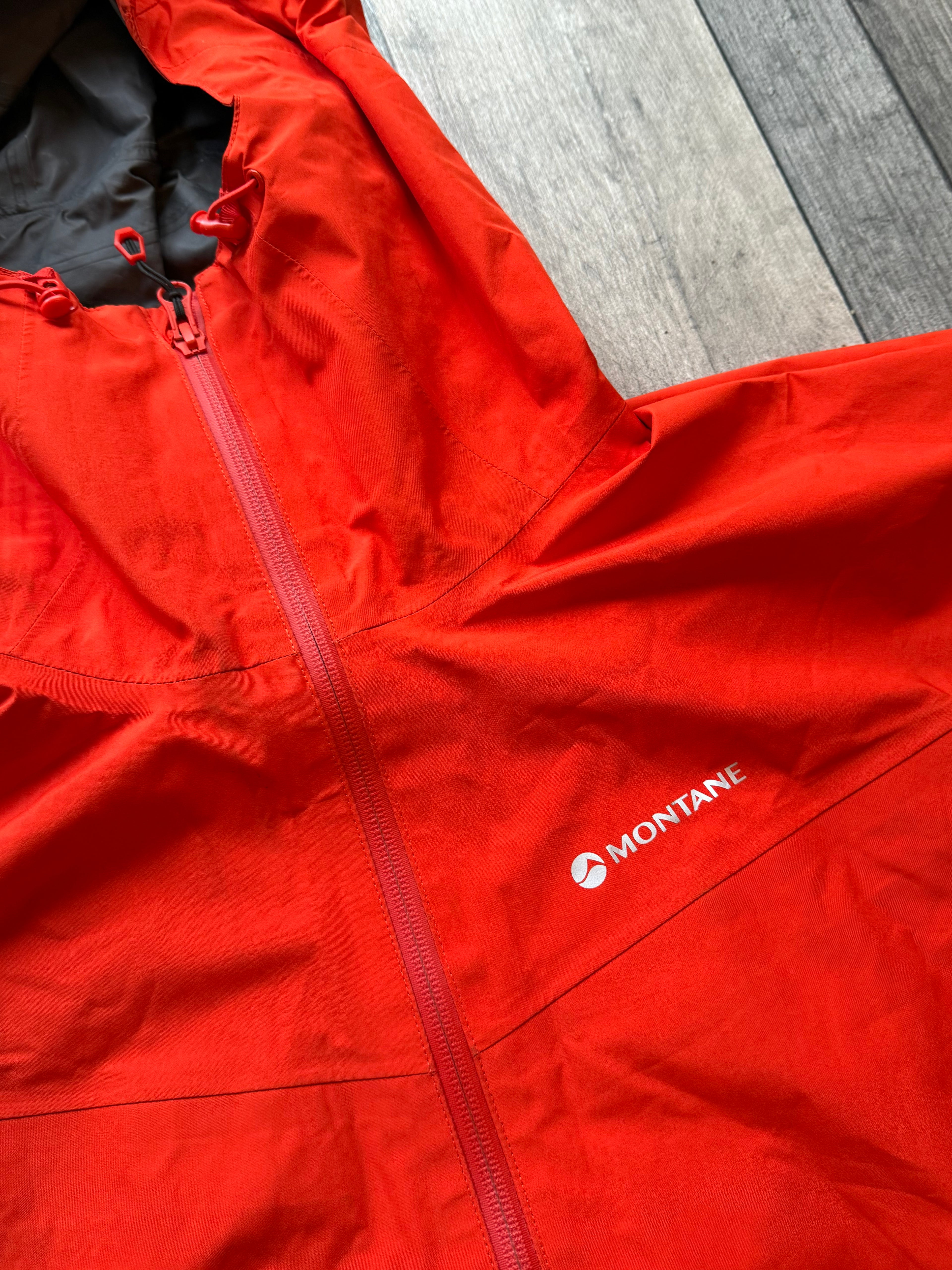 Montane goretex coat