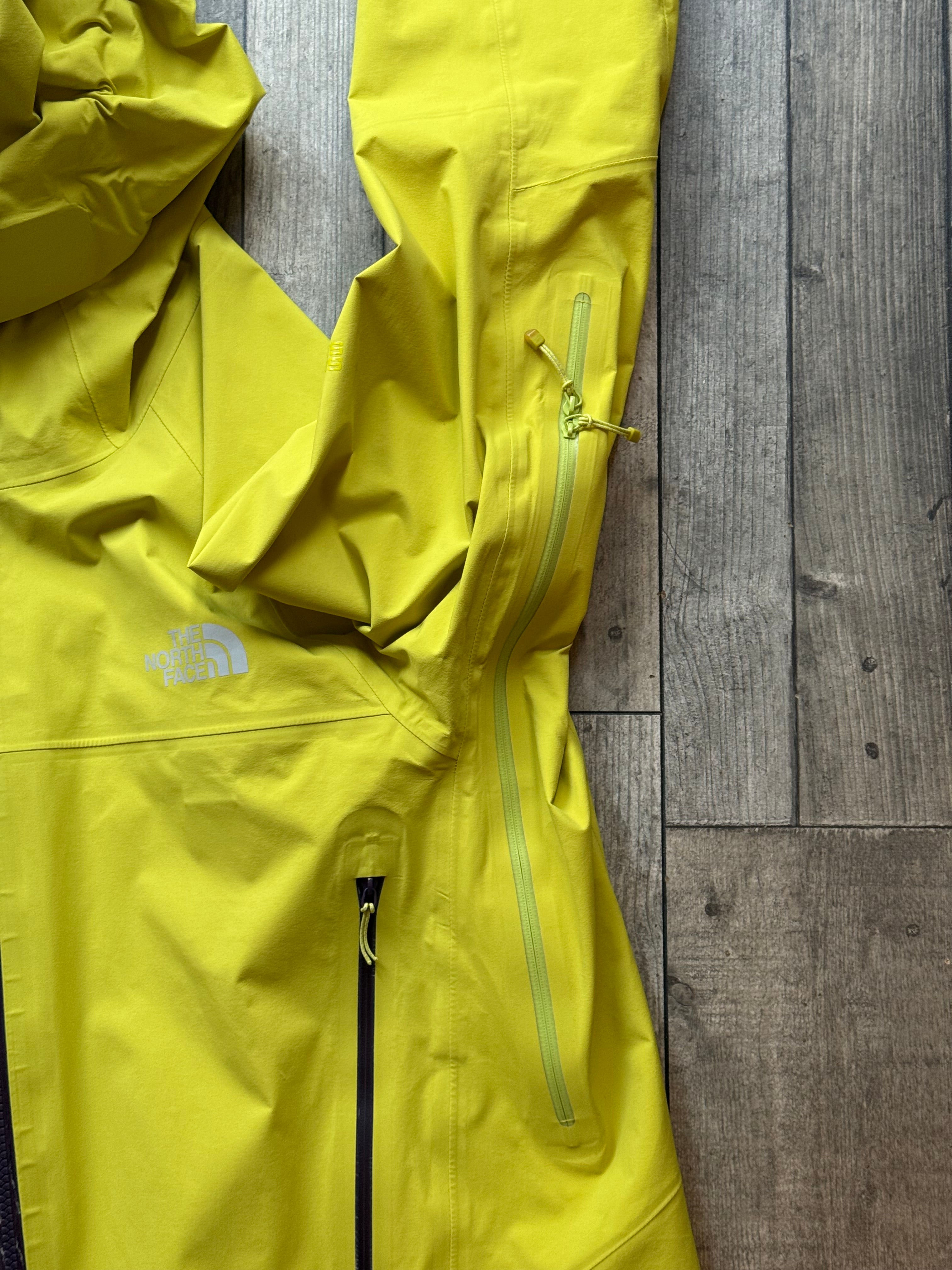 The North Face summit series L5 goretex pro