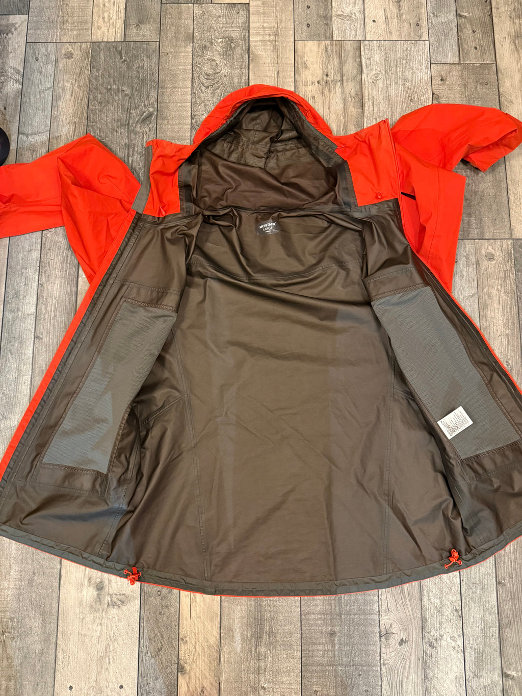 Montane levity goretex coat