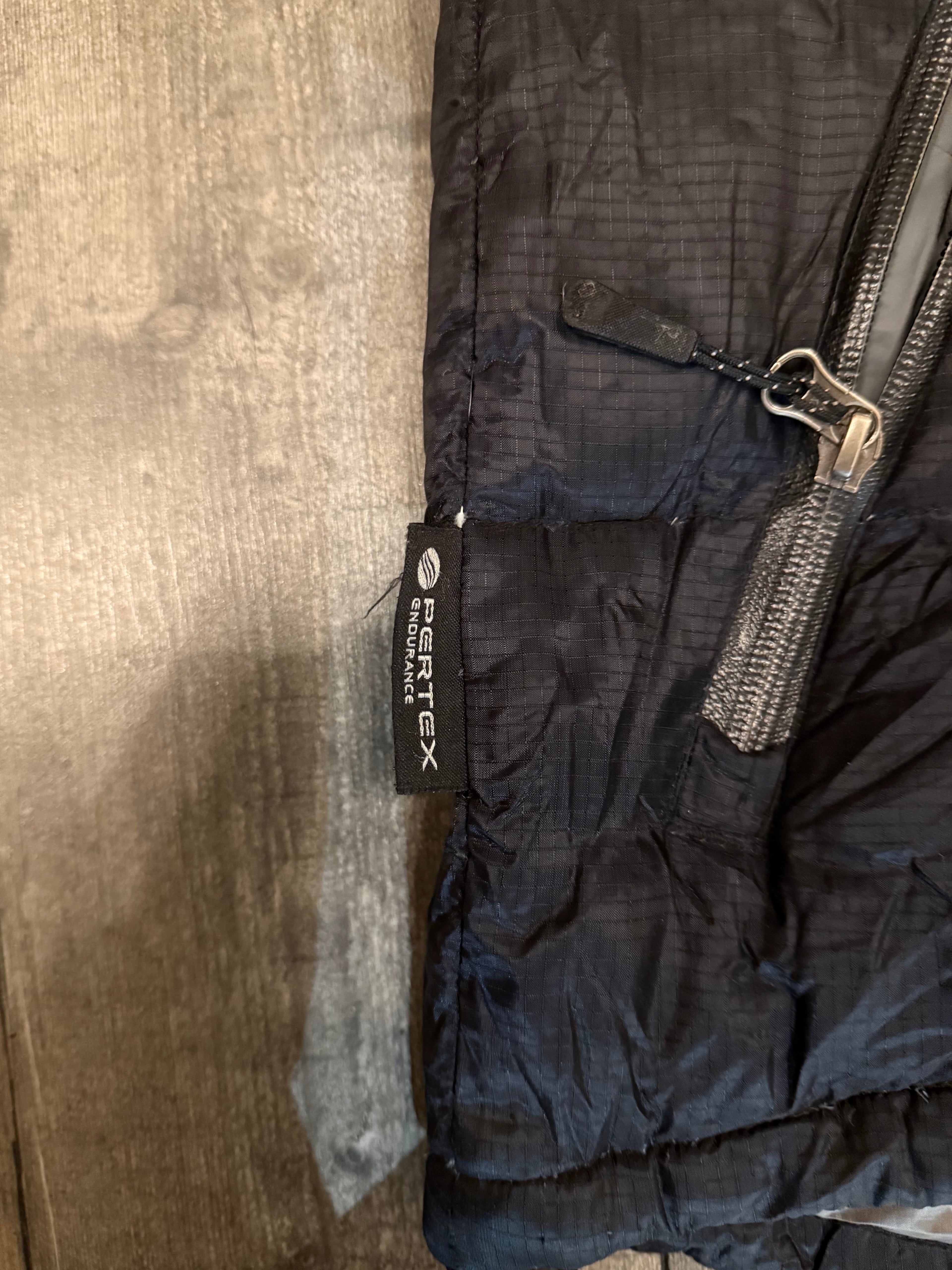 RAB Neutrino endurance jacket