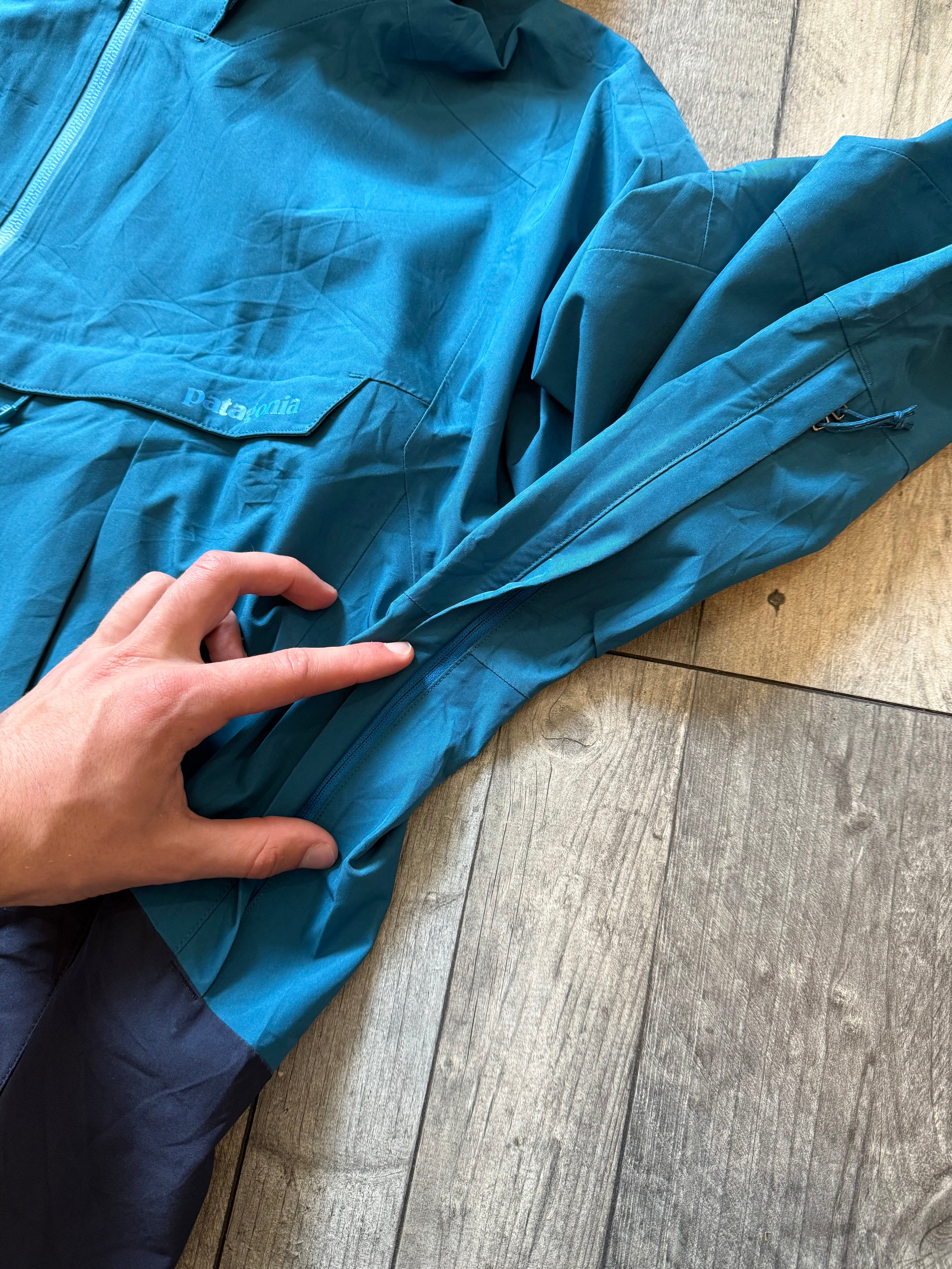Patagonia powder bowl jacket