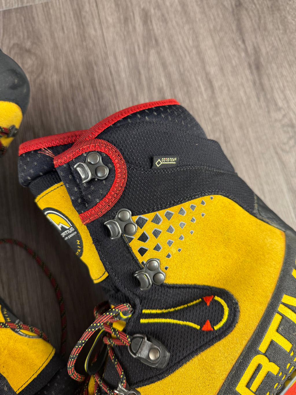 La Sportiva Nepal cube gtx