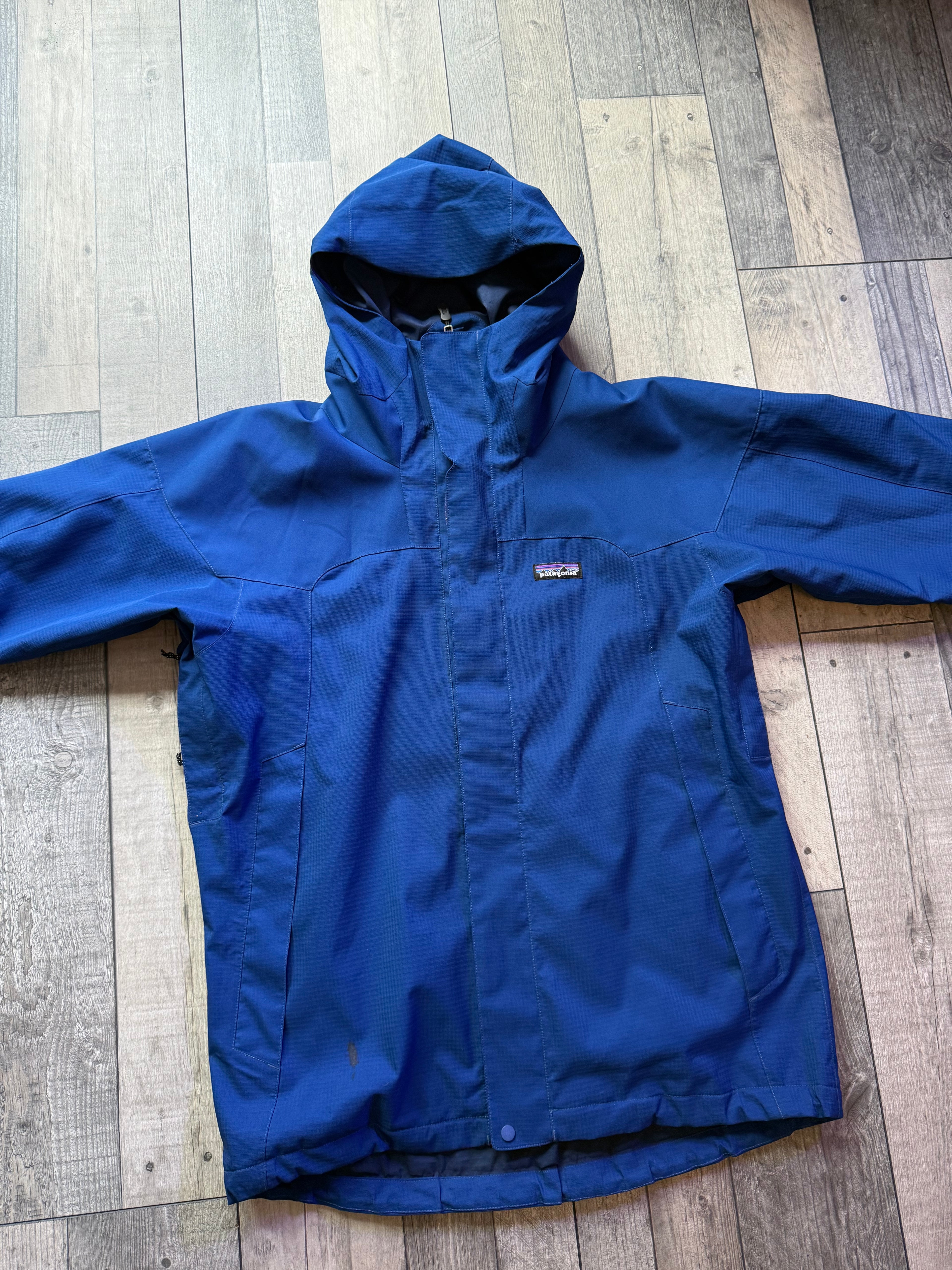 Men’s Patagonia H2No Waterproof Jacket – Medium