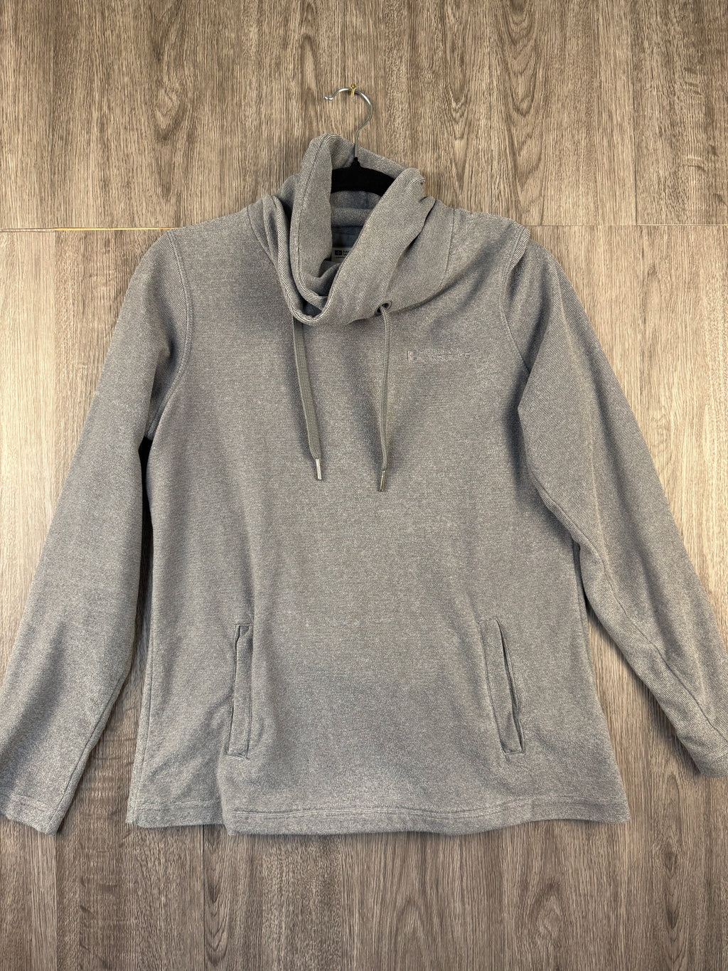 Women’s mountain warehouse fleece - UK10
