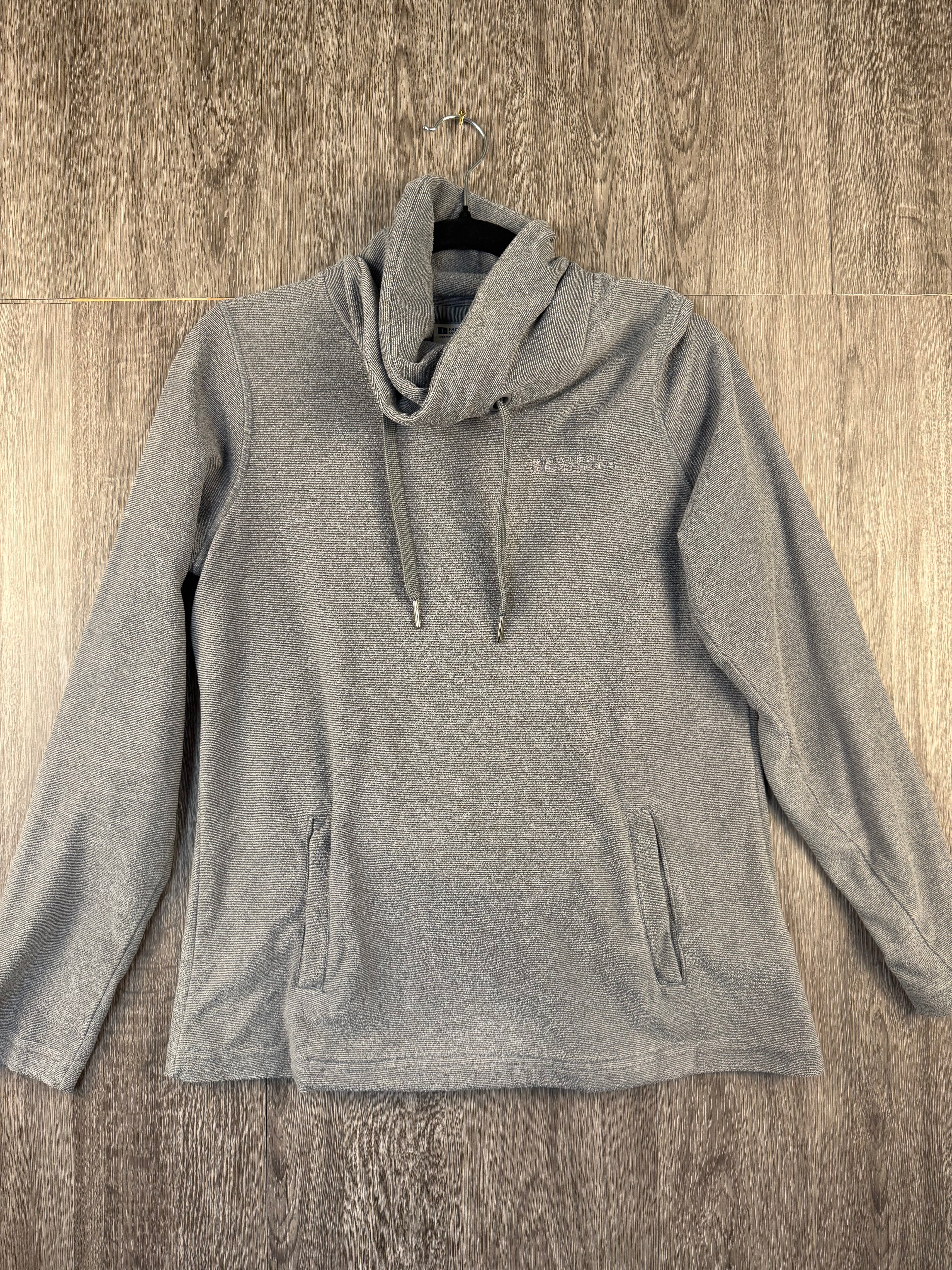 Women’s mountain warehouse fleece - UK10