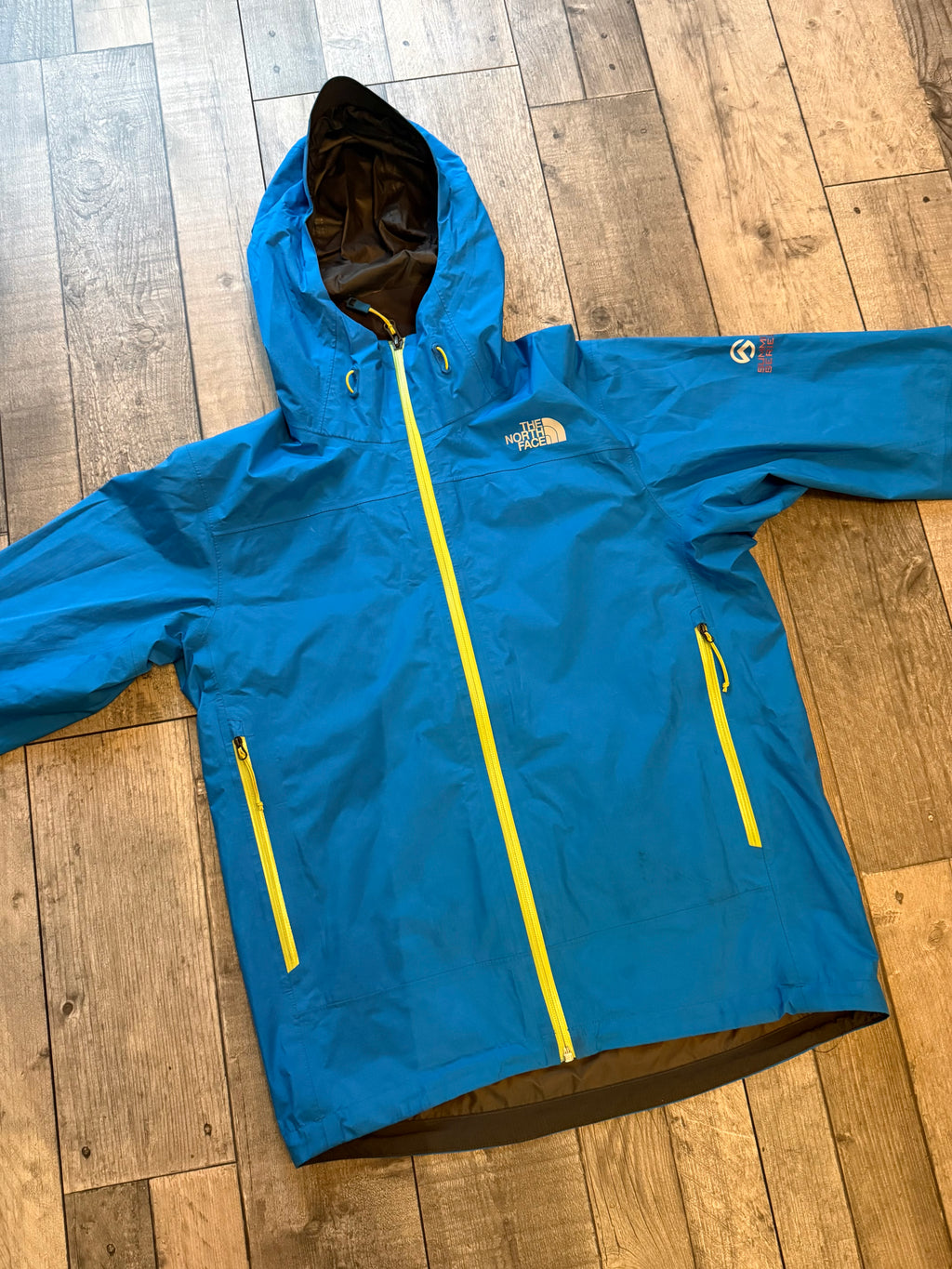 The North Face summit series goretex paclite