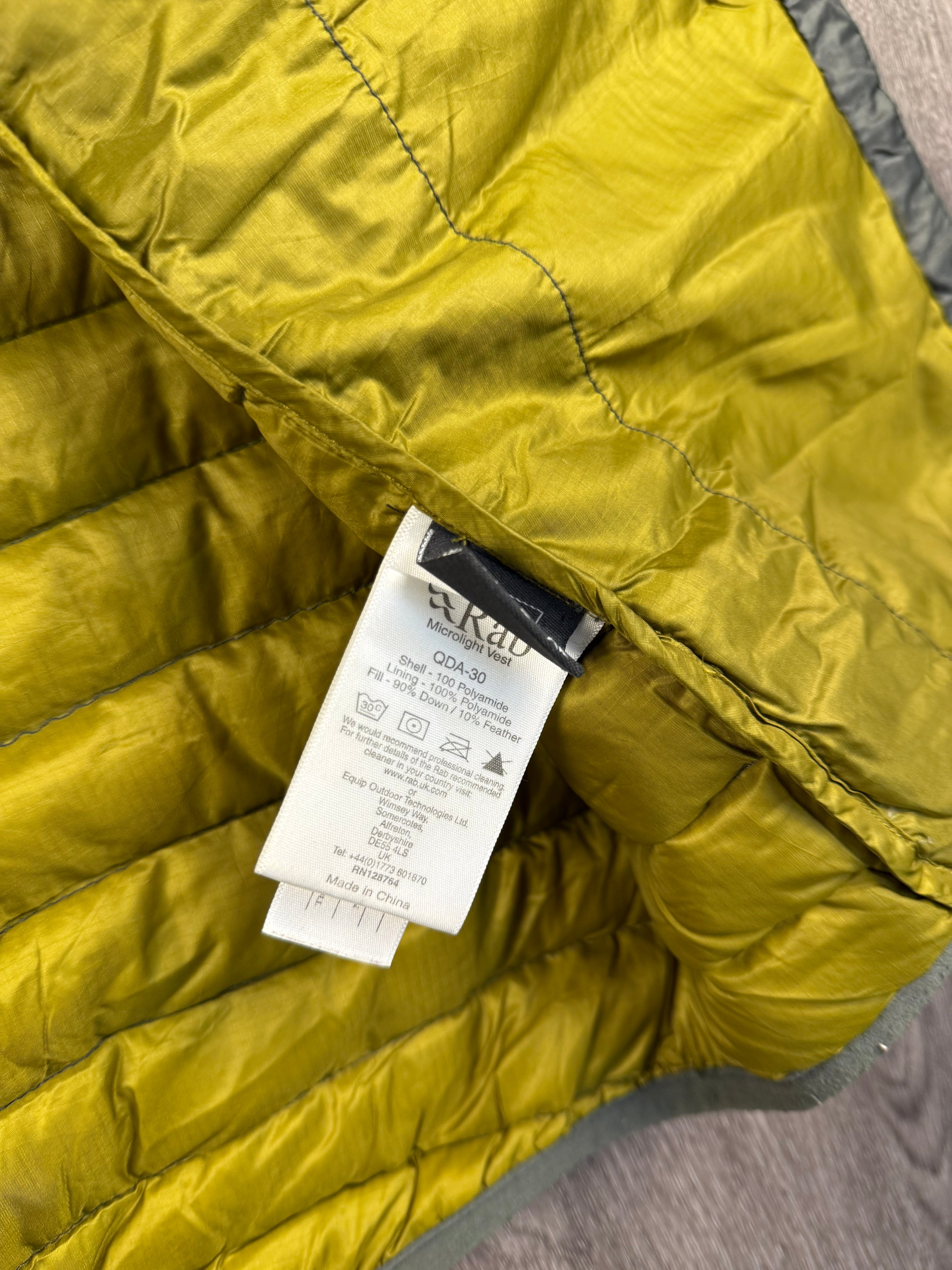 Men’s Rab microlight vest - large