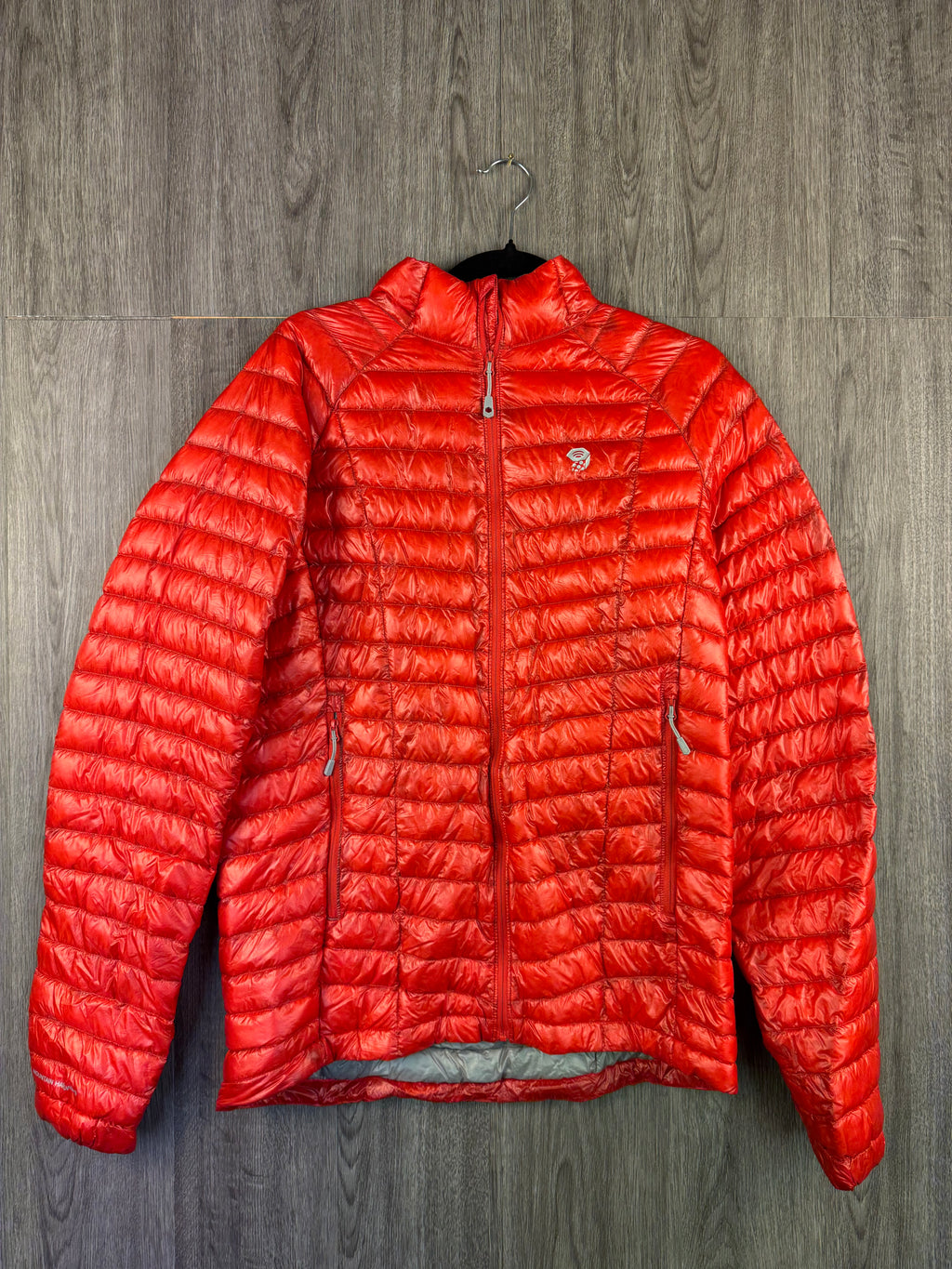 Men’s Mountain hardwear lightweight down jacket - medium