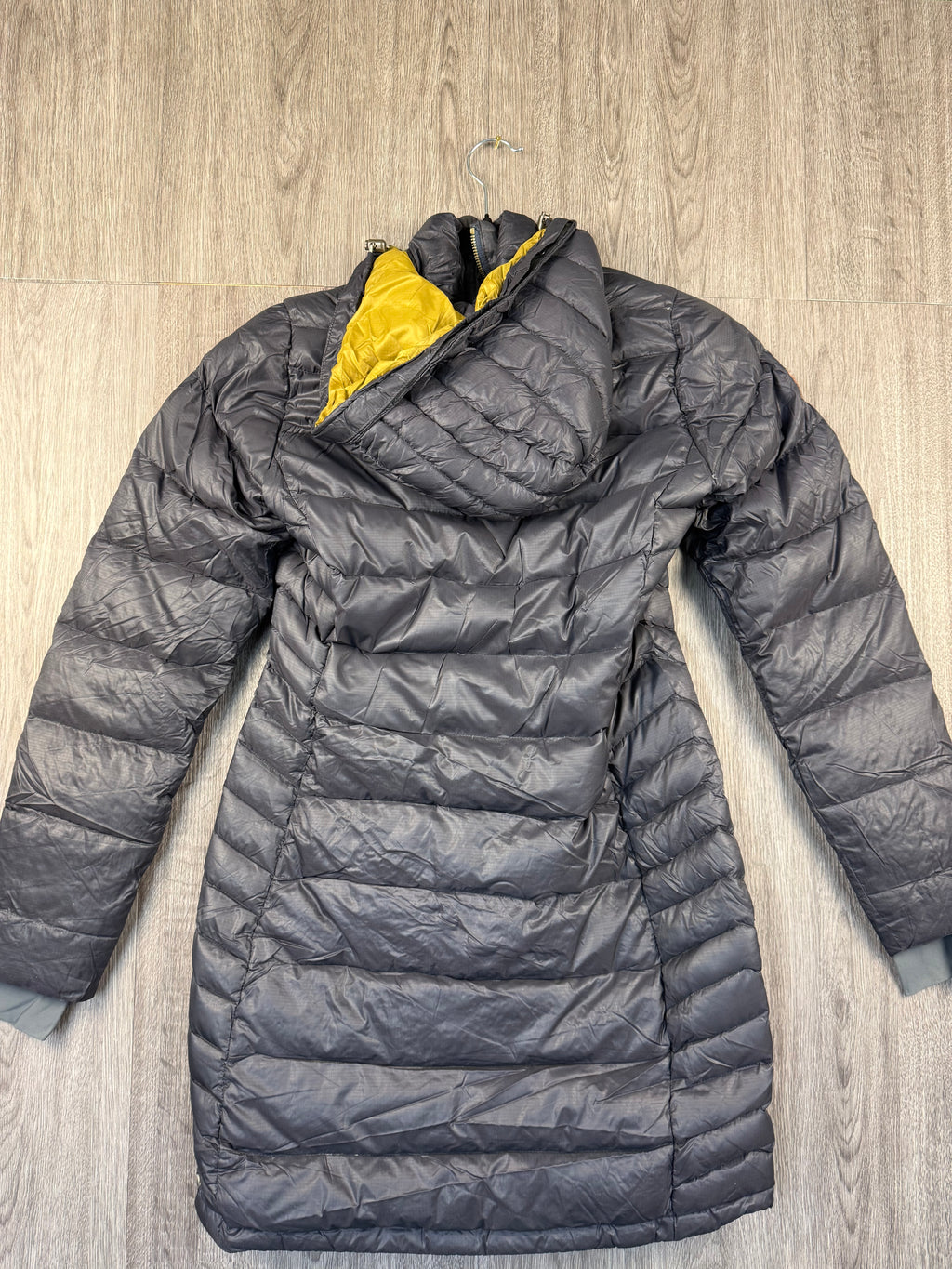 Women’s Rab down parka - UK10