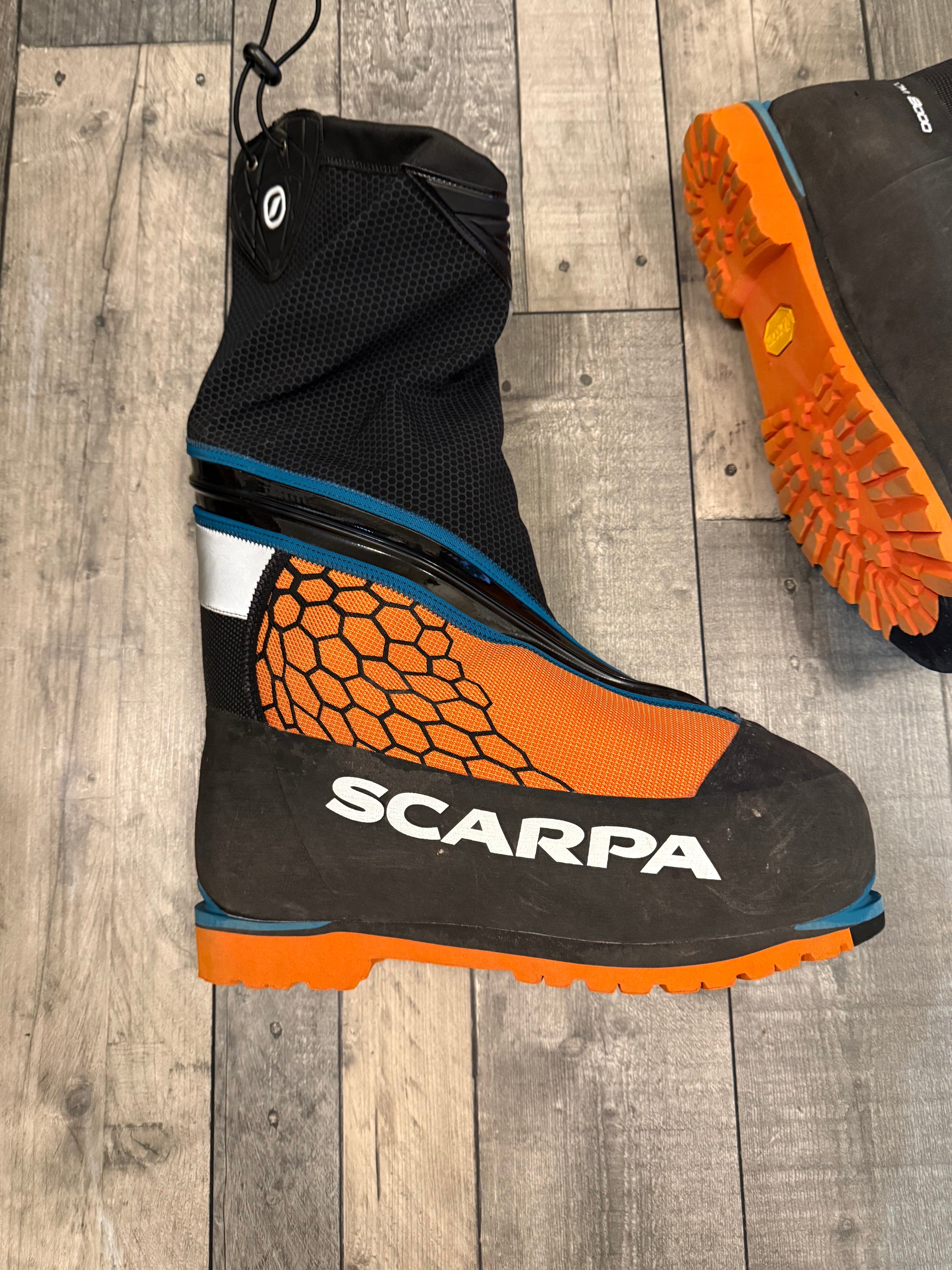 Scarpa phantom 8000m HD