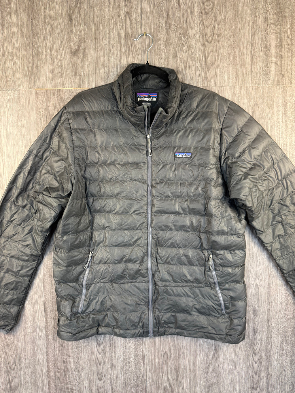Men’s Patagonia down jacket - large