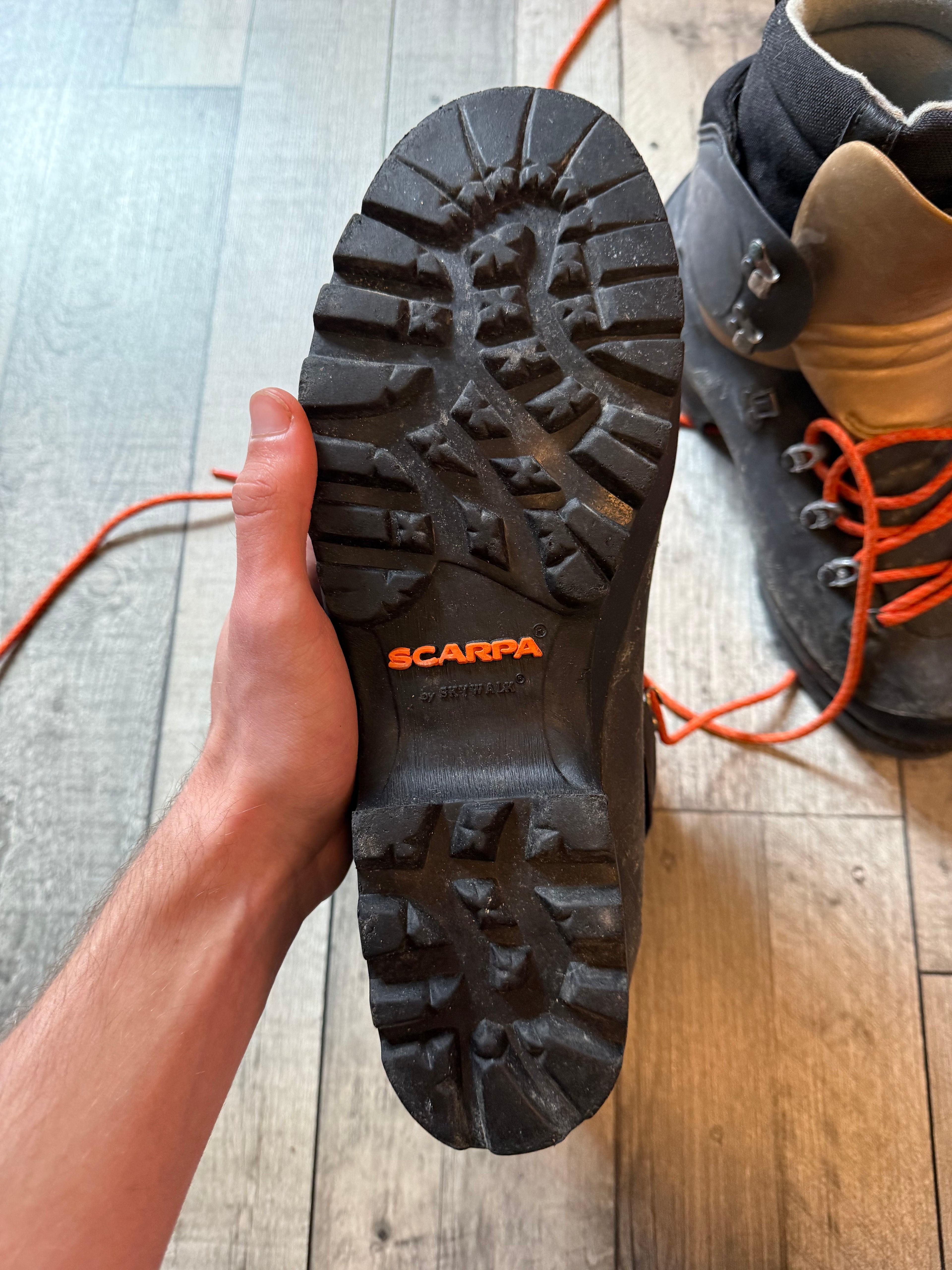 Scarps Alpha double boots