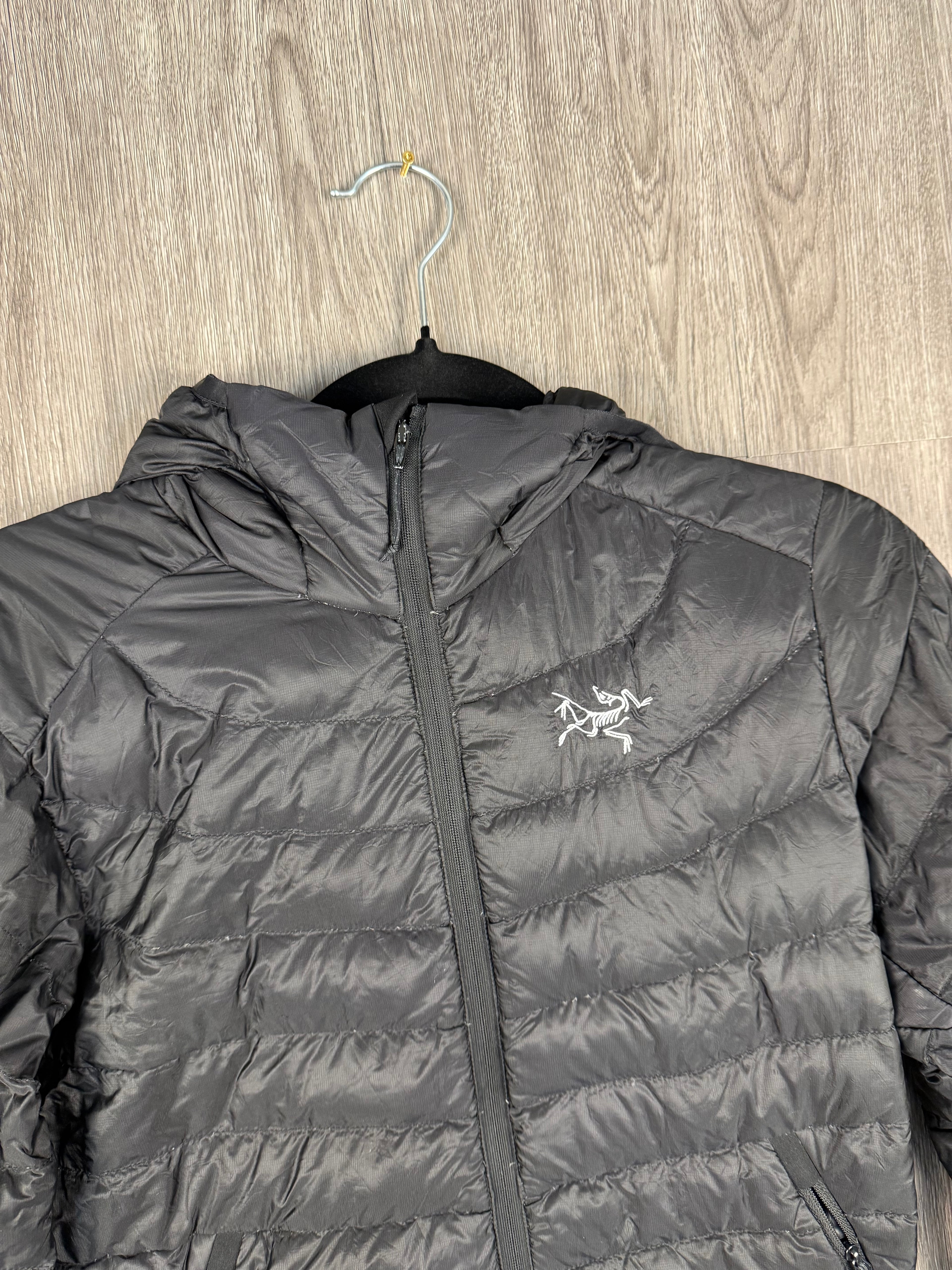 Women’s arcteryx down puffer - small