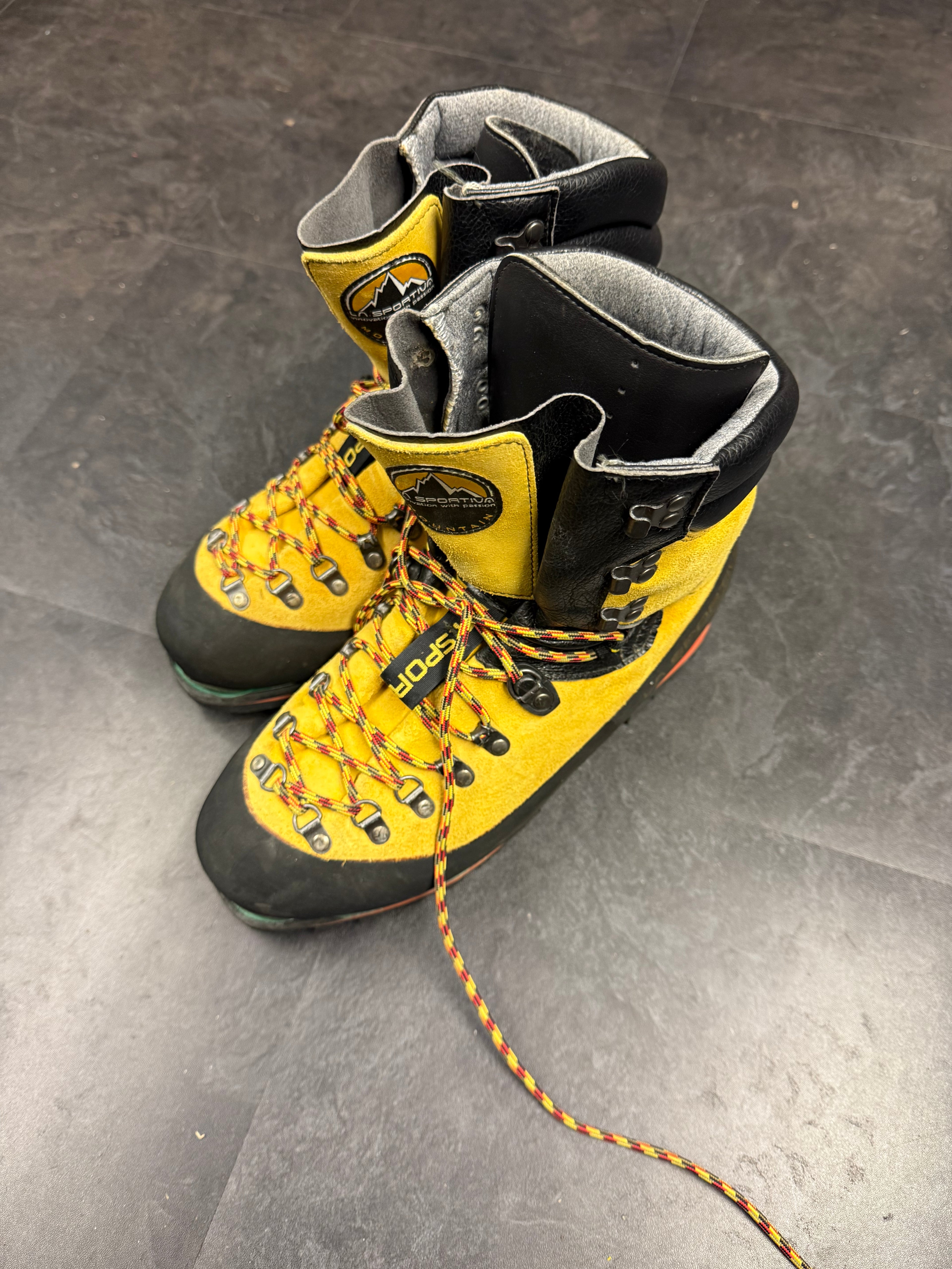 Men’s La Sportiva Nepal Extreme - UK9.5