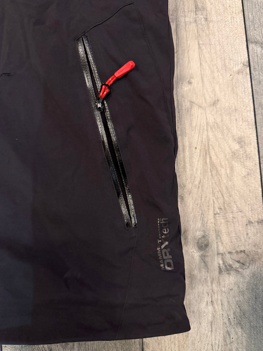 Mammut dry tech ski jacket