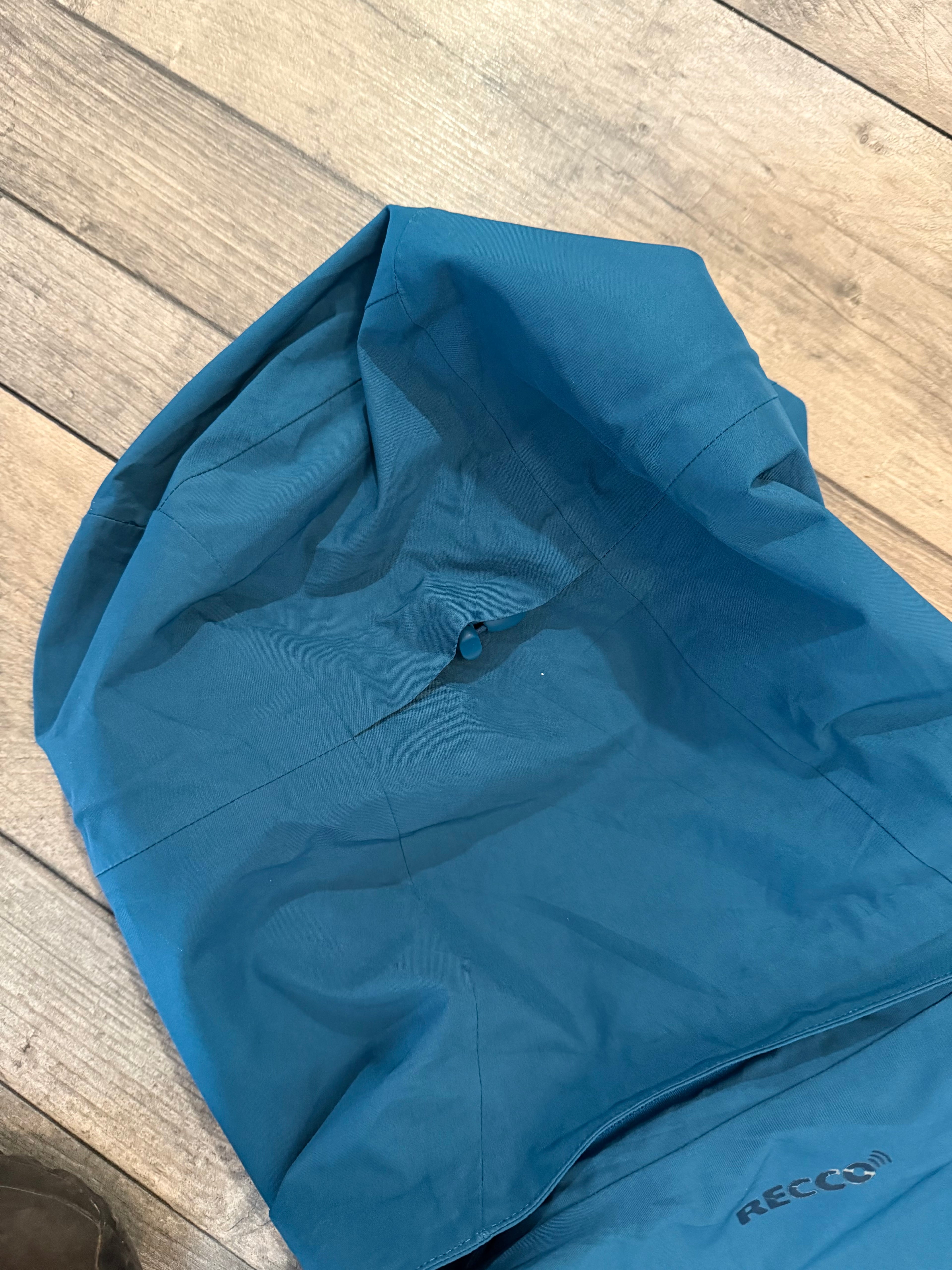 Patagonia powder bowl jacket