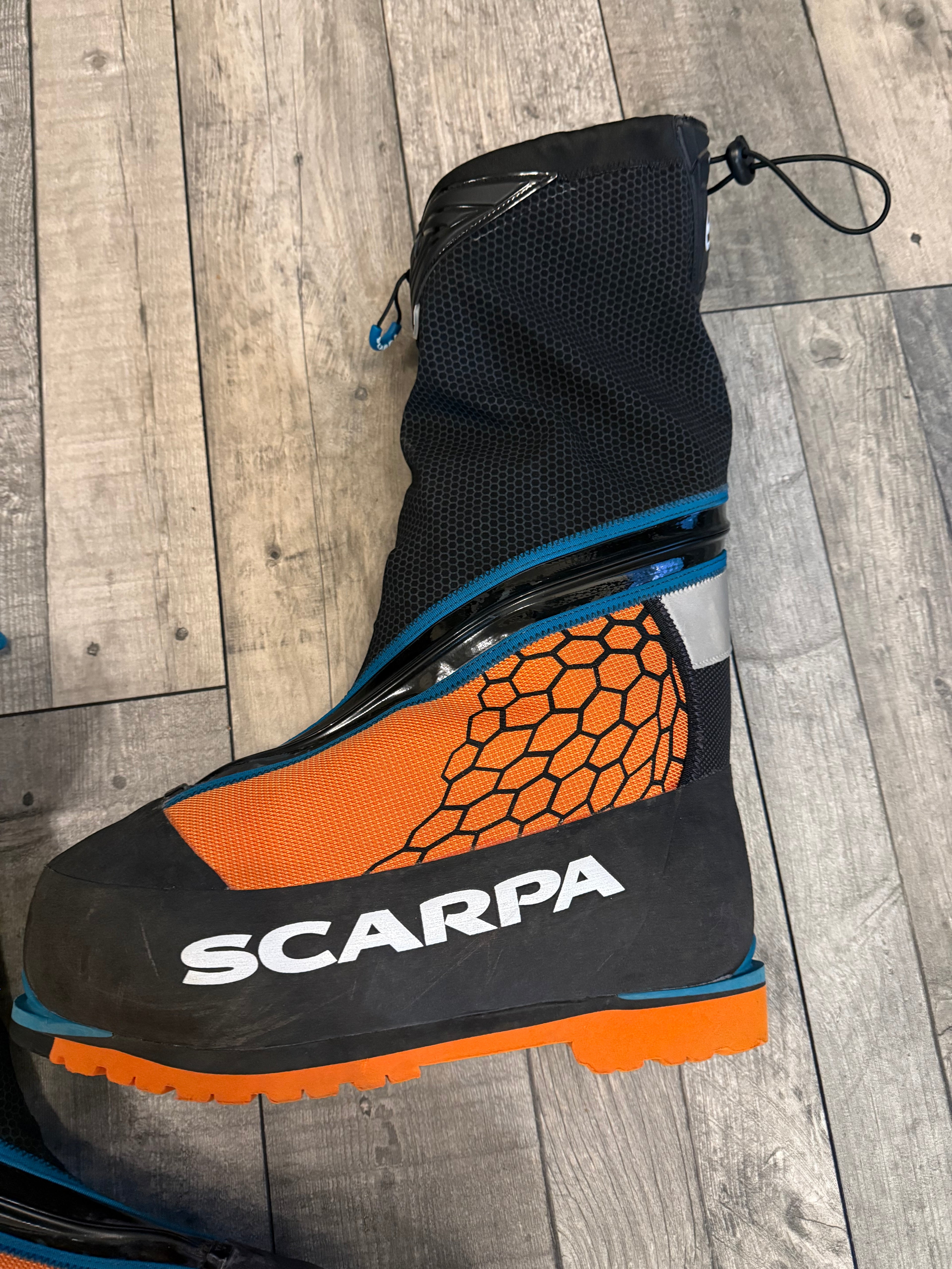 Scarpa phantom 8000m HD