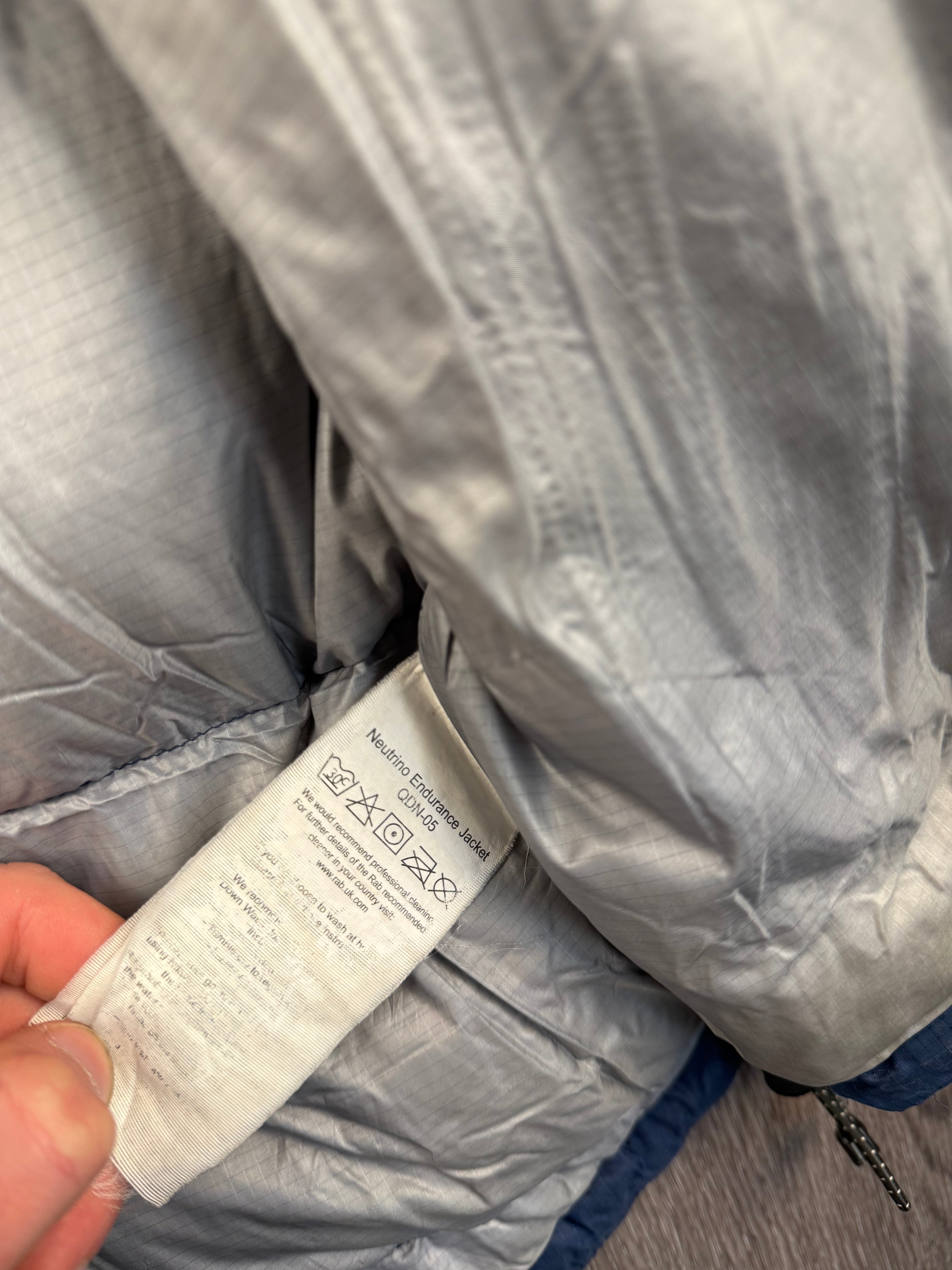 Men’s Rab neutrino endurance jacket - large