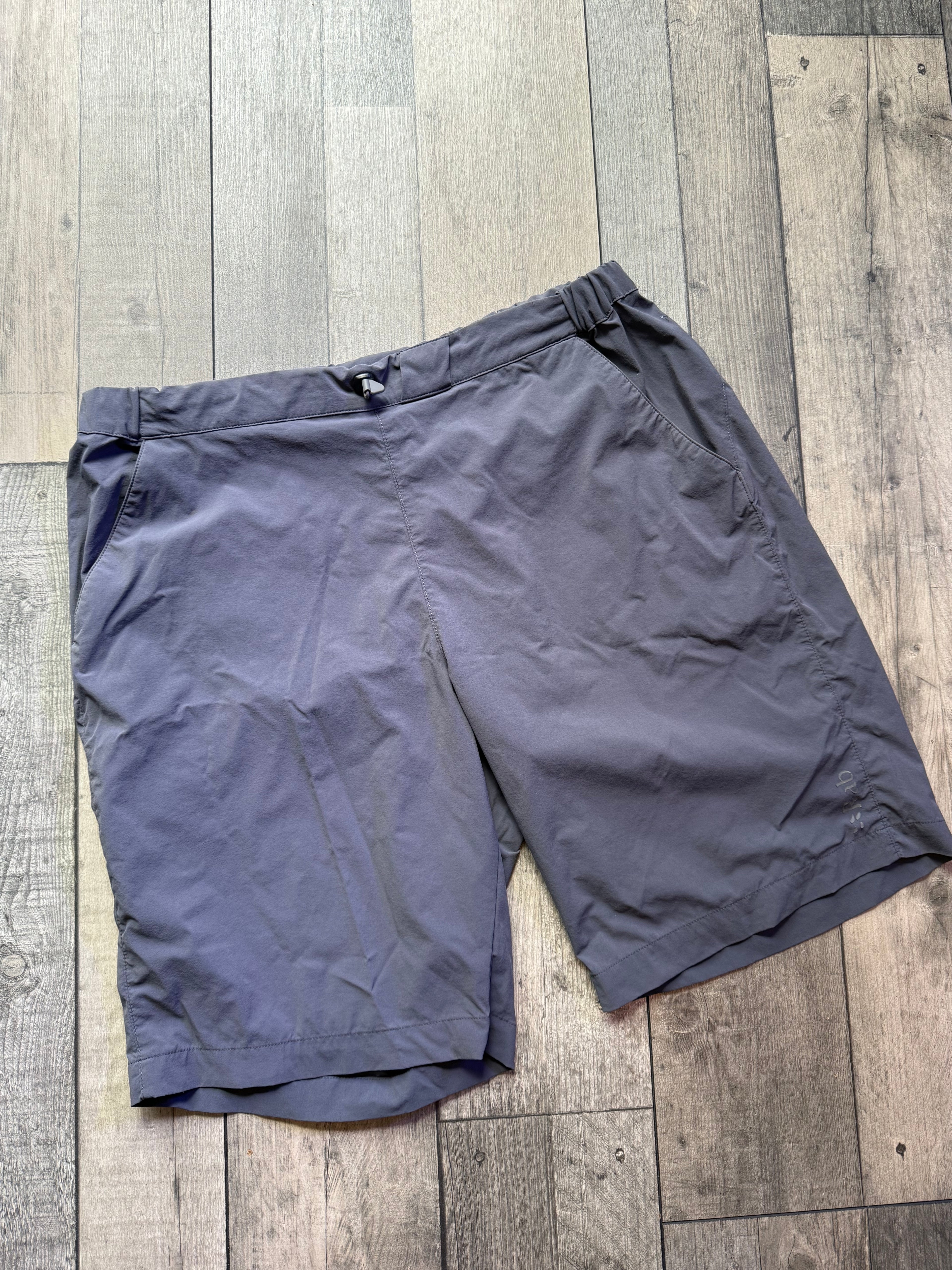 Men’s Rab momentum shorts - medium