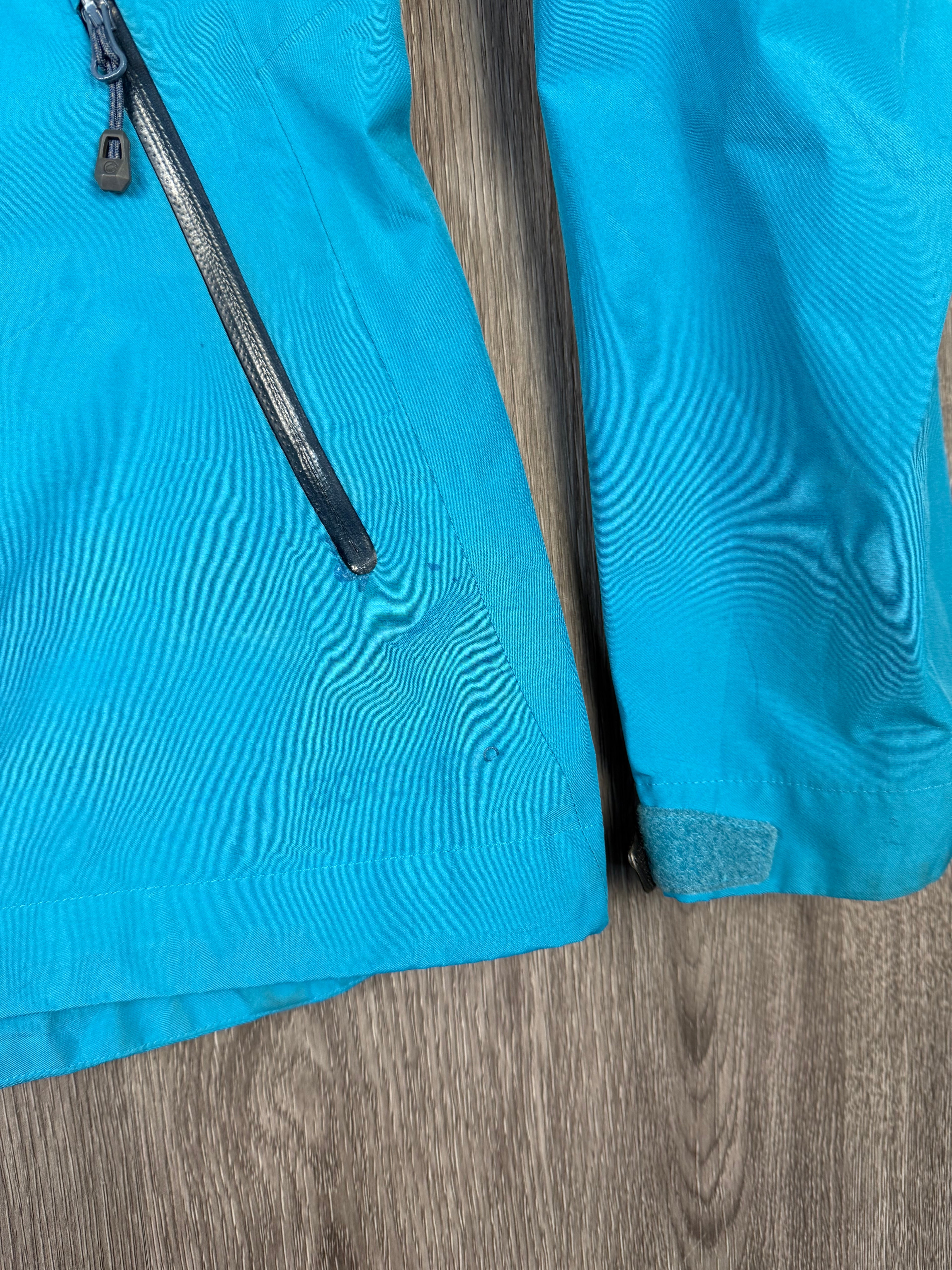 Women’s Mammut goretex - Large