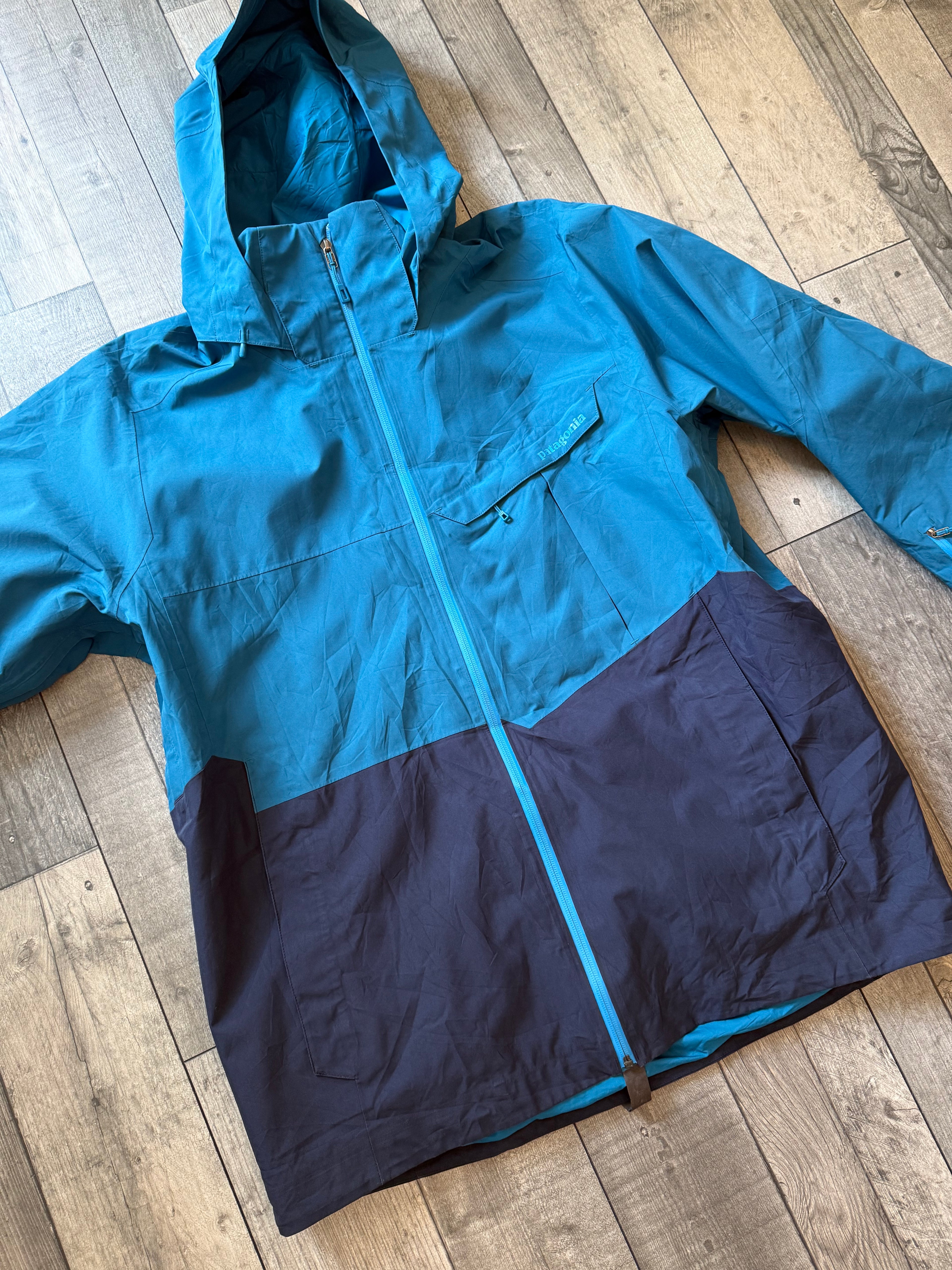 Patagonia powder bowl jacket