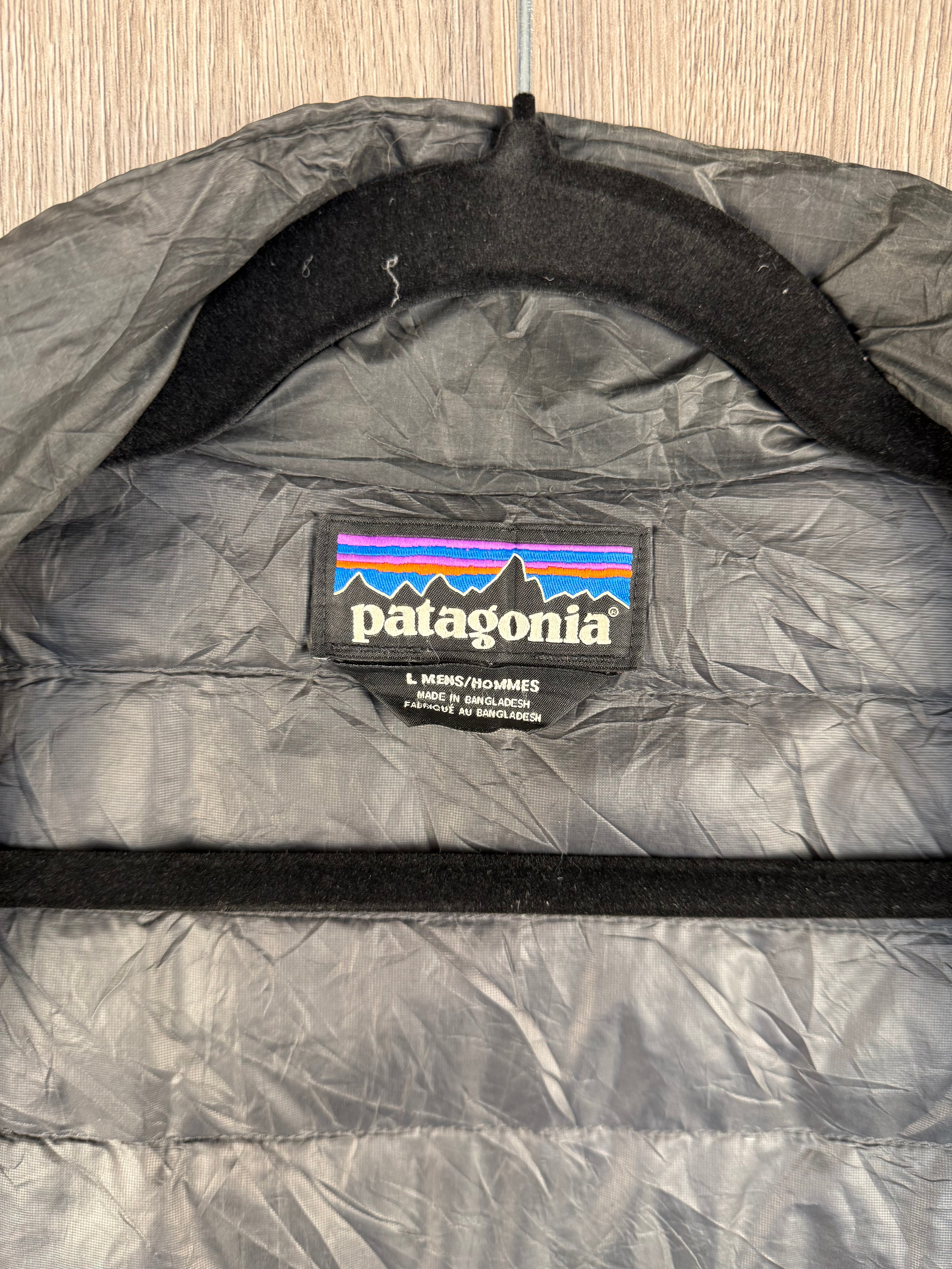 Men’s Patagonia down jacket - large