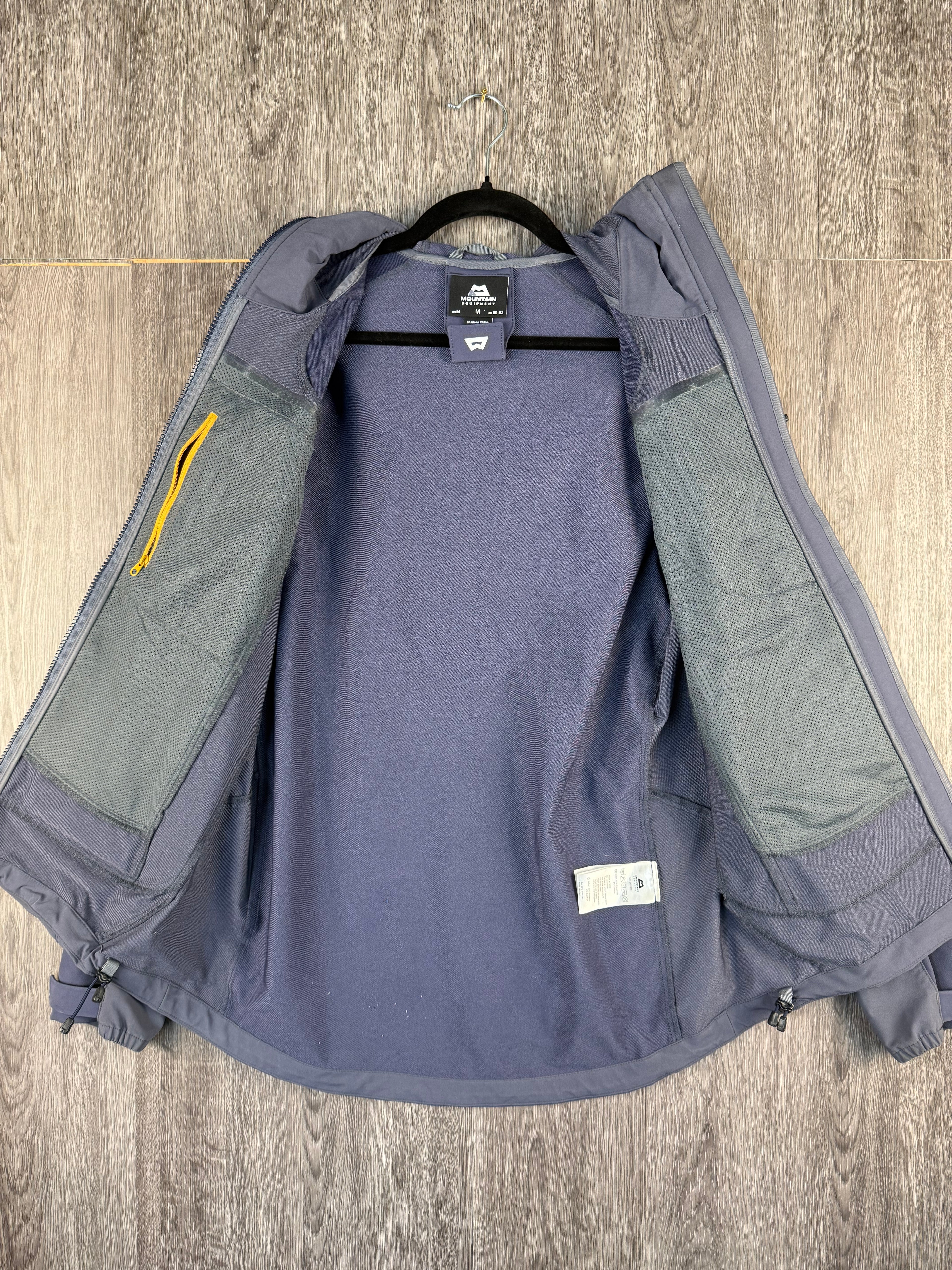 Men’s mountain equipment frontier jacket - medium