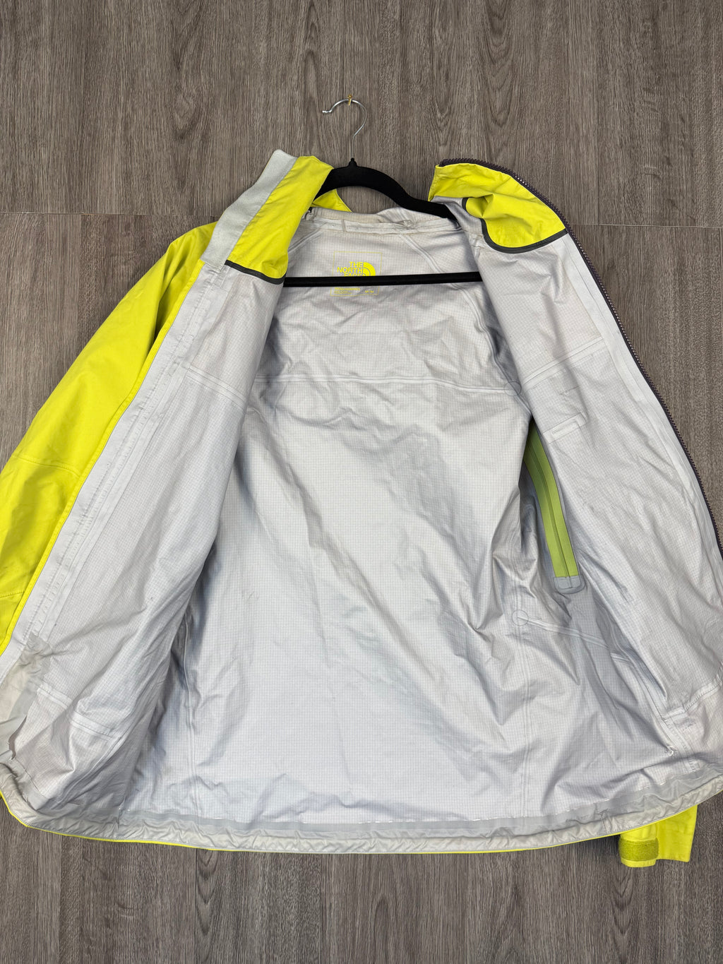 Men’s TNF summit series l5 goretex pro - medium