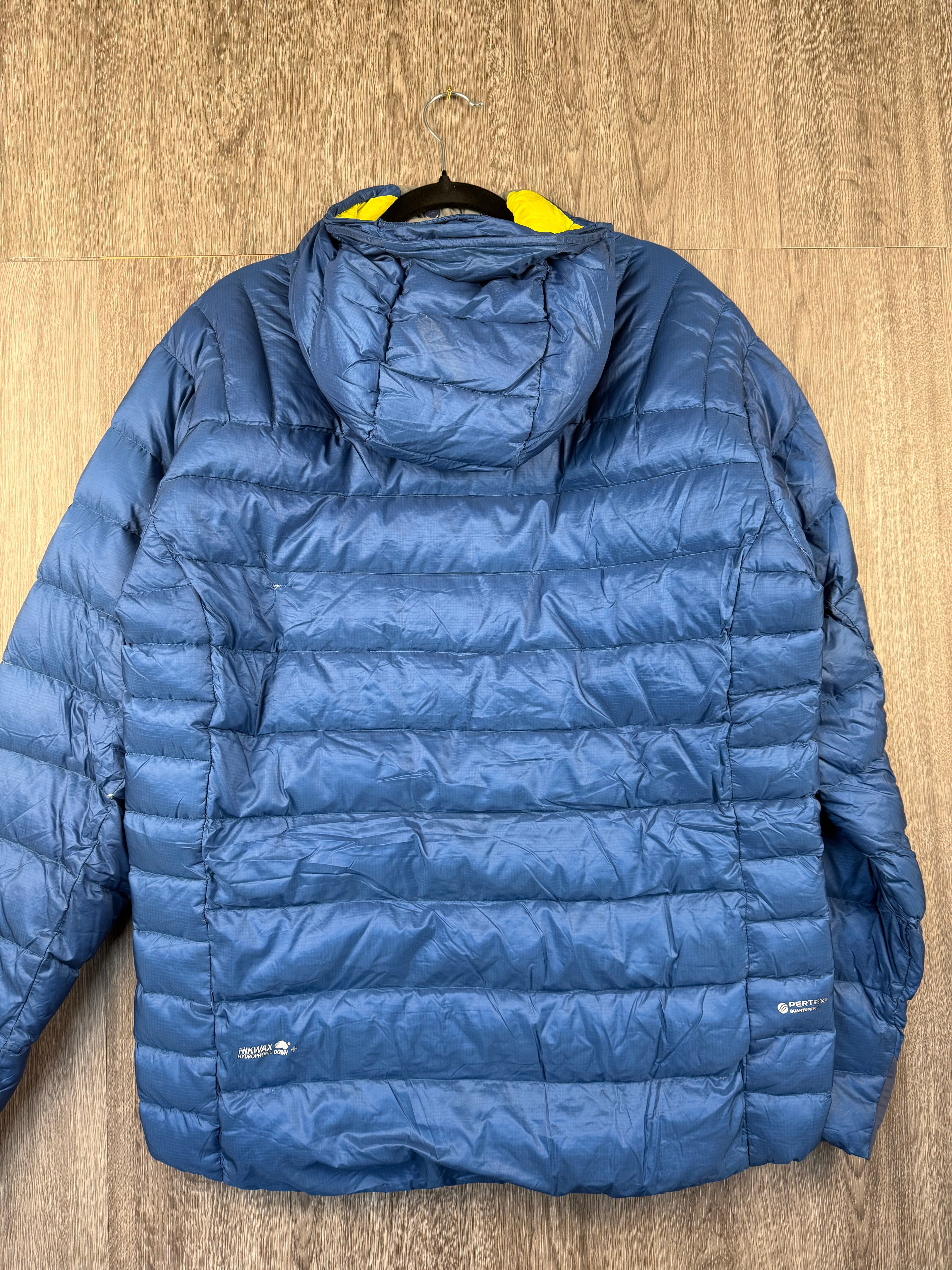 Men’s Rab electron pro jacket - extra large