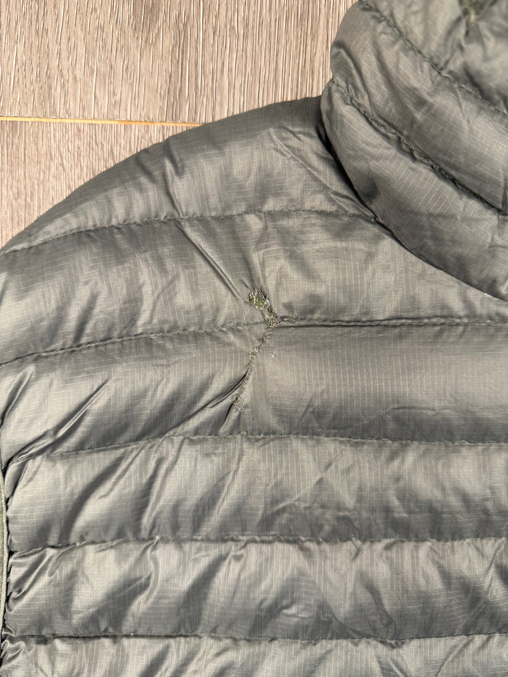 Men’s Rab microlight vest - large