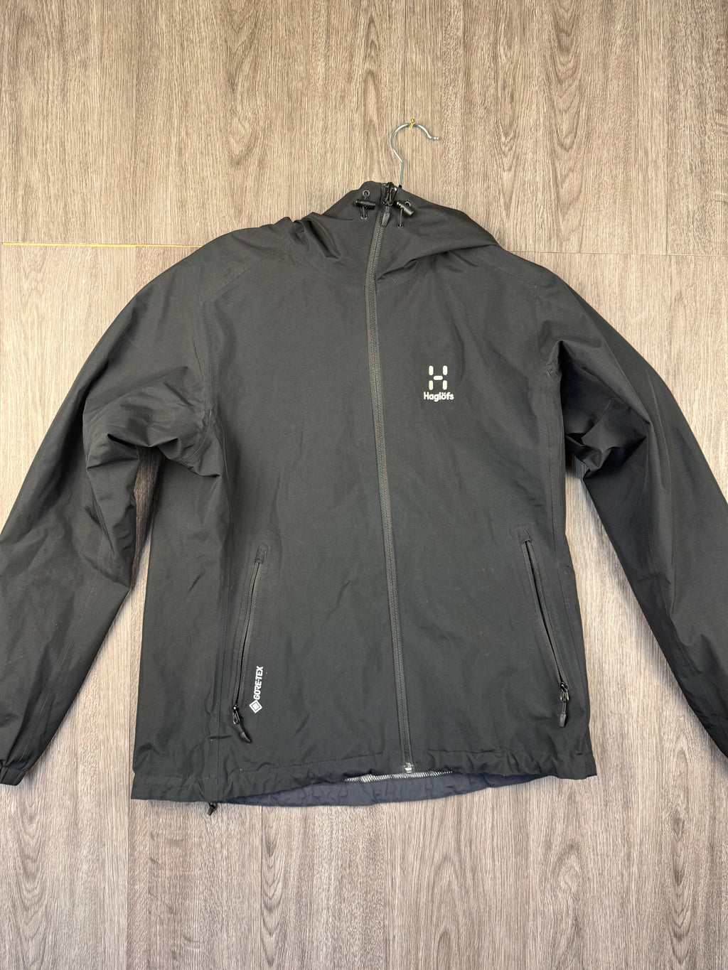 Women’s Haglofs goretex hard shell - medium