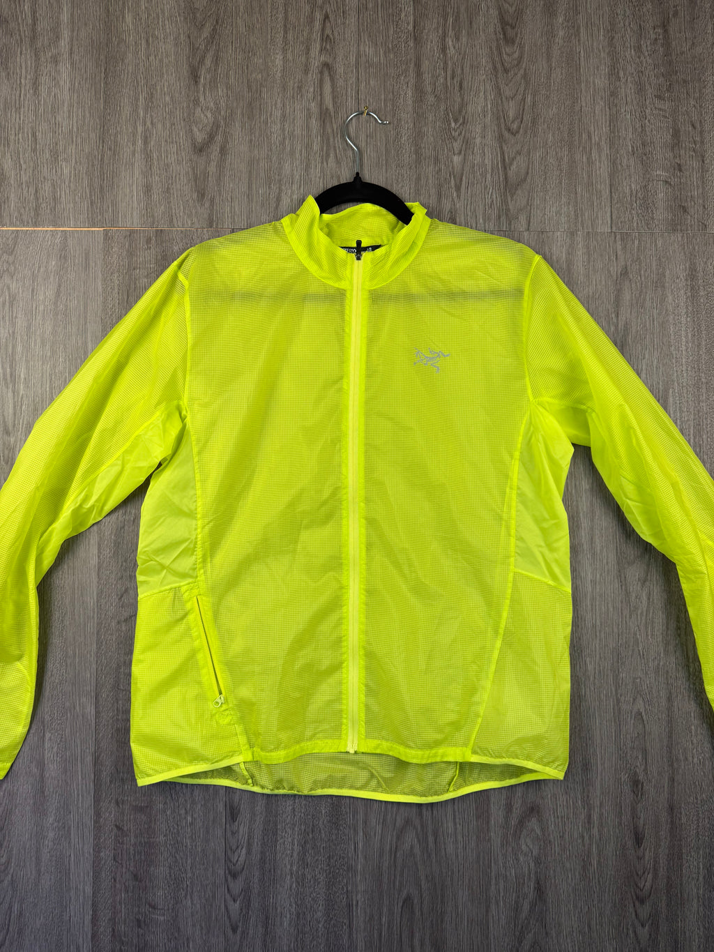 Men’s arcteryx running jacket - large
