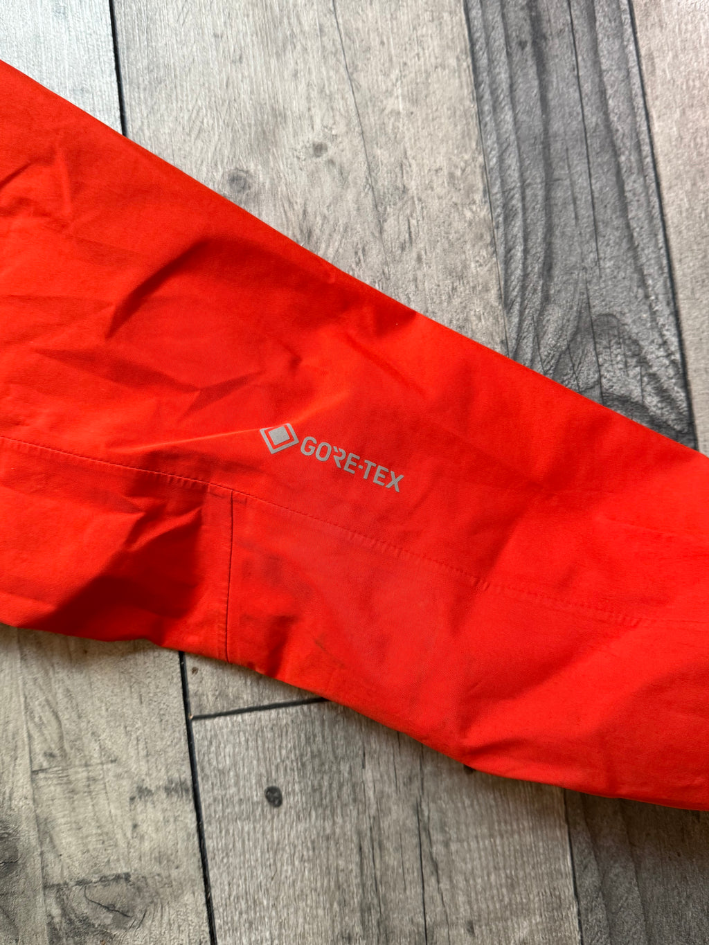 Montane goretex coat
