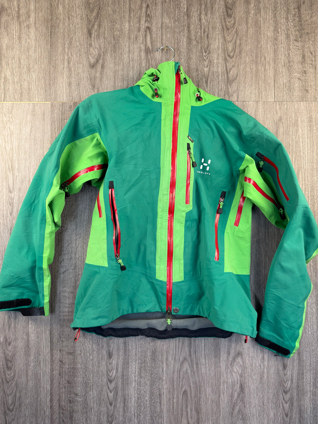 Haglöfs Gore-Tex Softshell Ski Jacket – Women’s Large