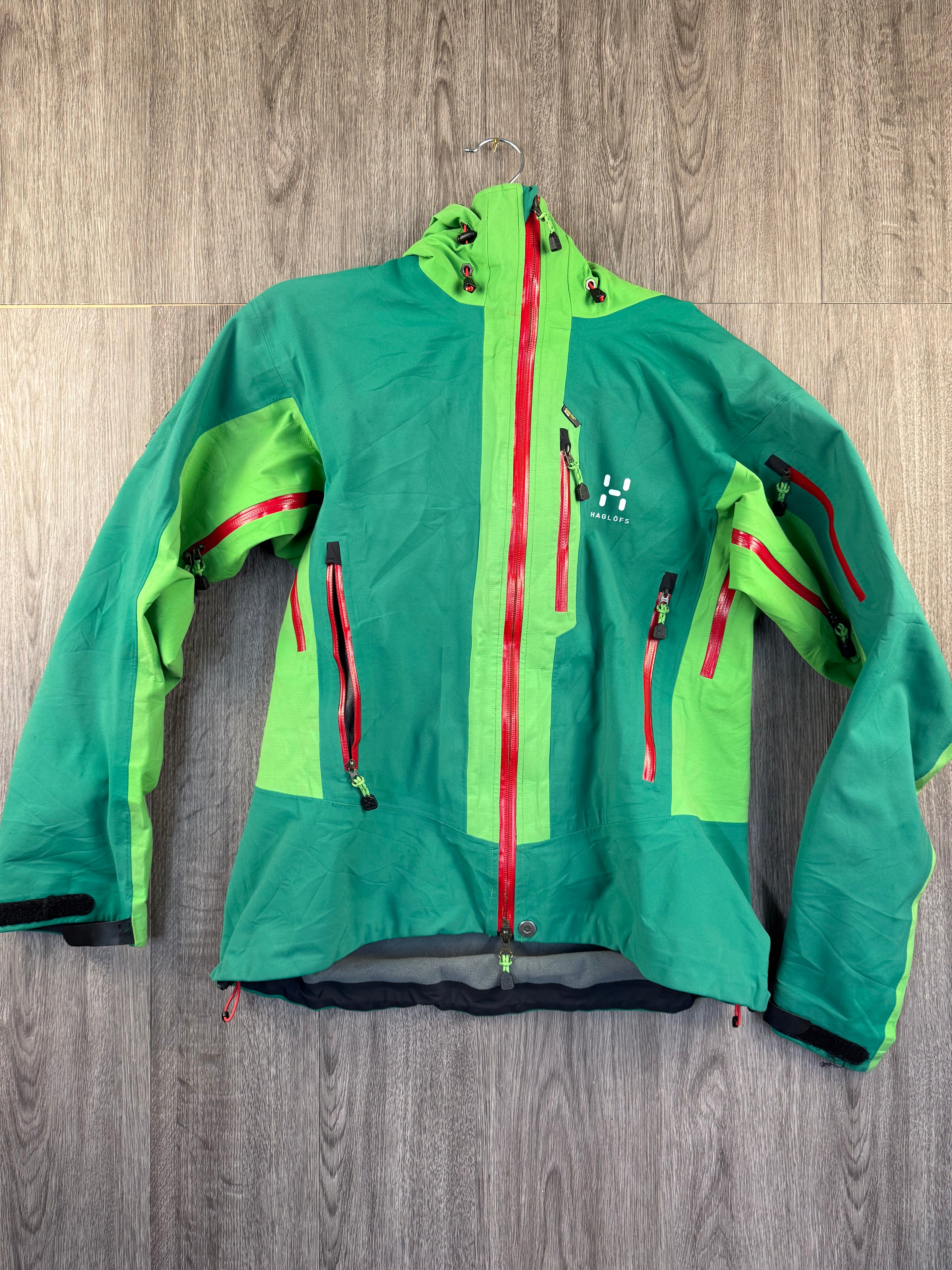 Haglöfs Gore-Tex Softshell Ski Jacket – Women’s Large