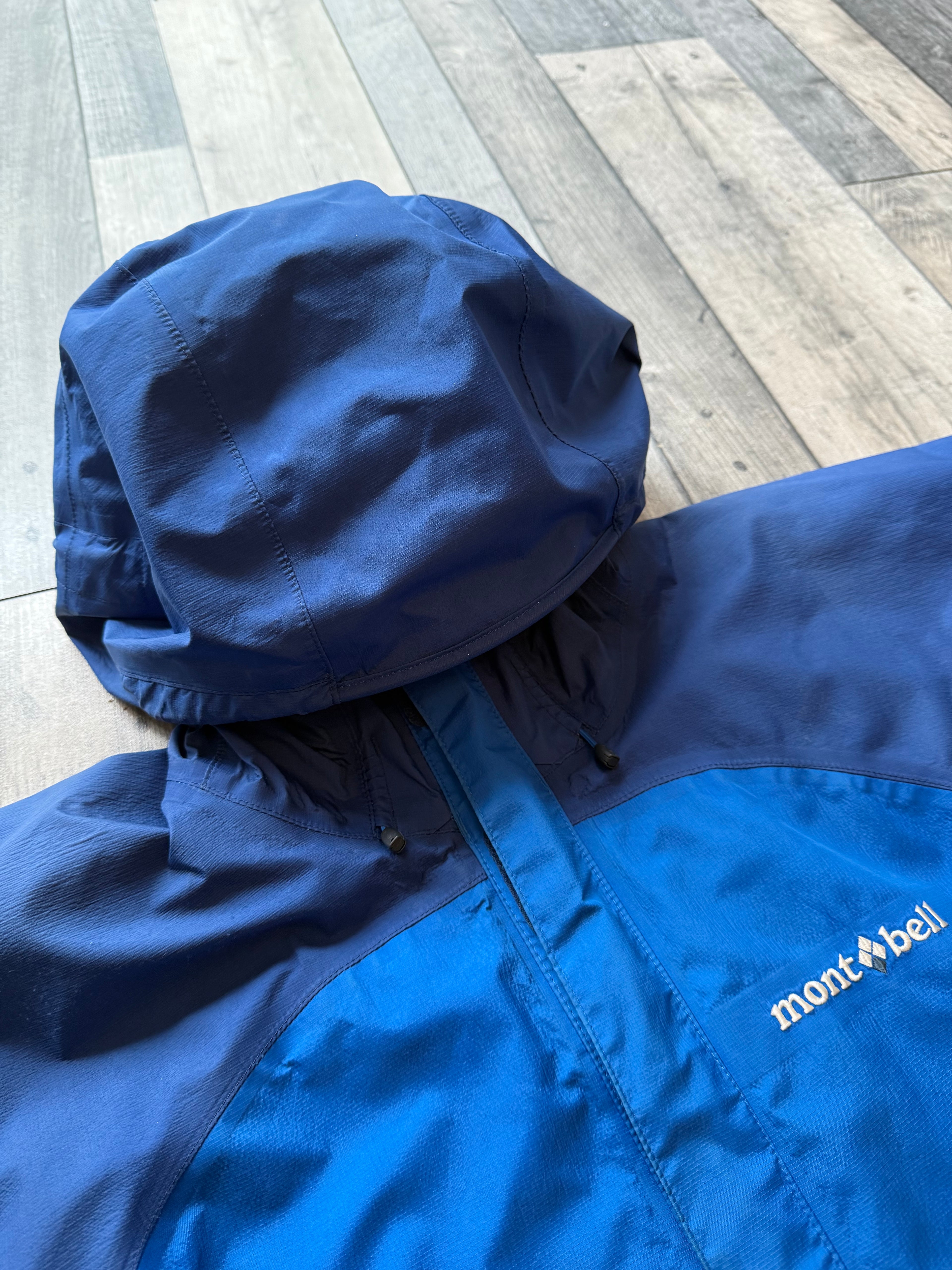 Montbell goretex hard shell