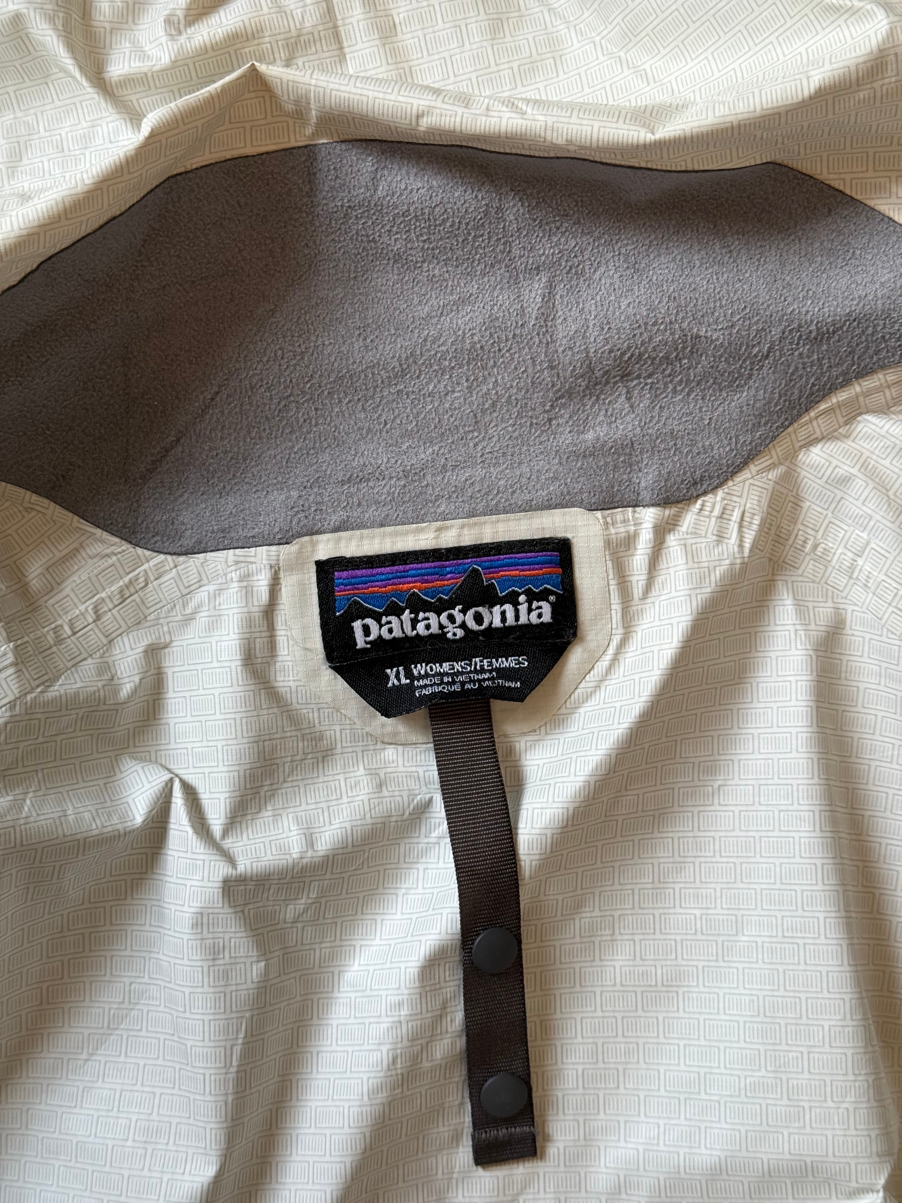 Patagonia torrentshell