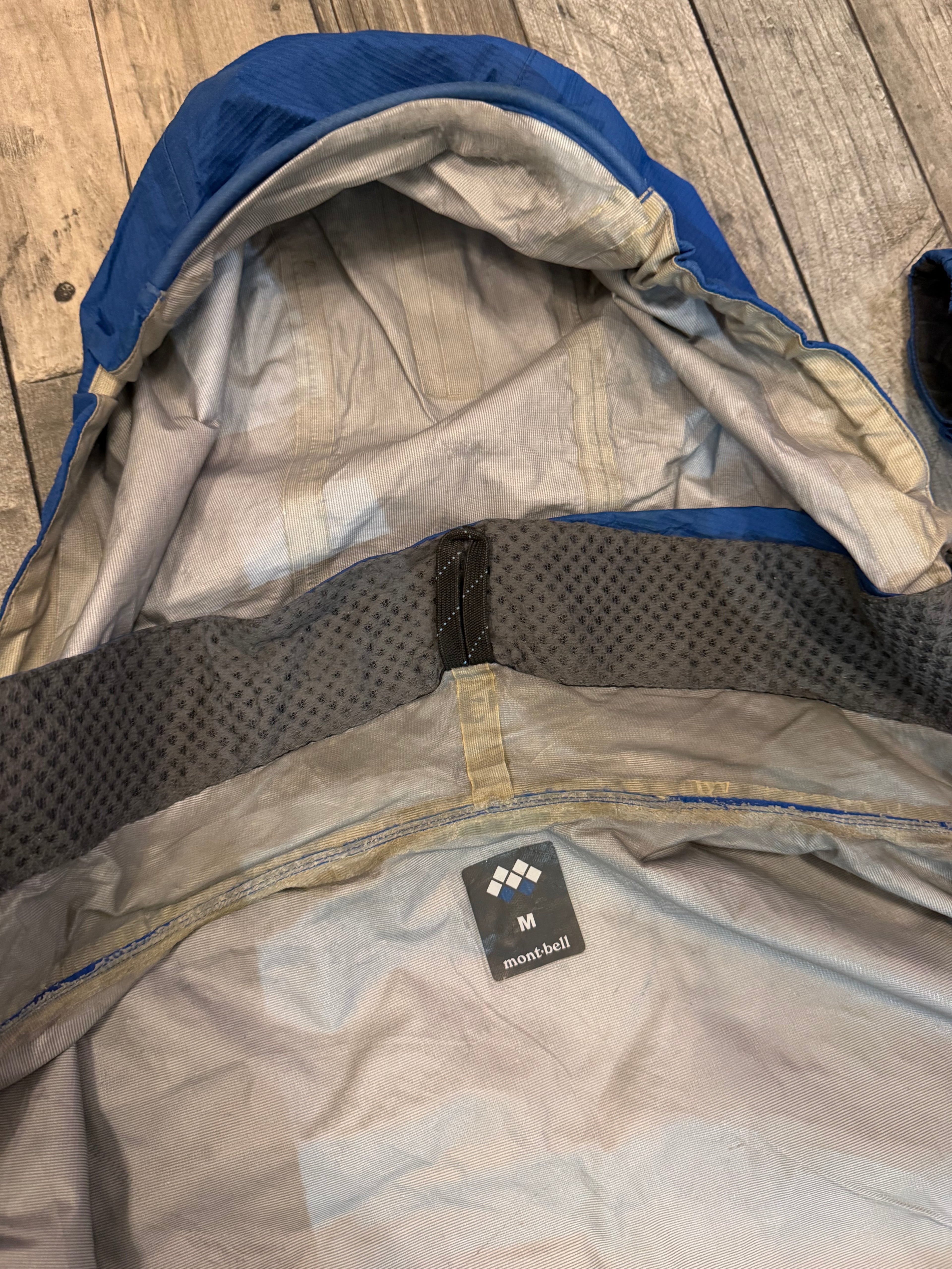 Montbell goretex hard shell